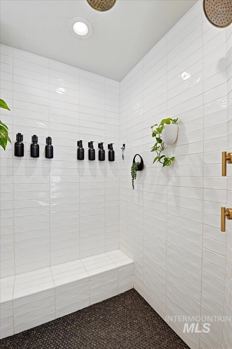 2242 E Timber Trail Street, Kuna, Idaho 83634, 4 Bedrooms, 3 Bathrooms, Residential For Sale, Price $714,900, 98982565