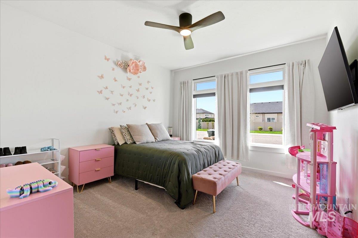 2242 E Timber Trail Street, Kuna, Idaho 83634, 4 Bedrooms, 3 Bathrooms, Residential For Sale, Price $714,900, 98982565