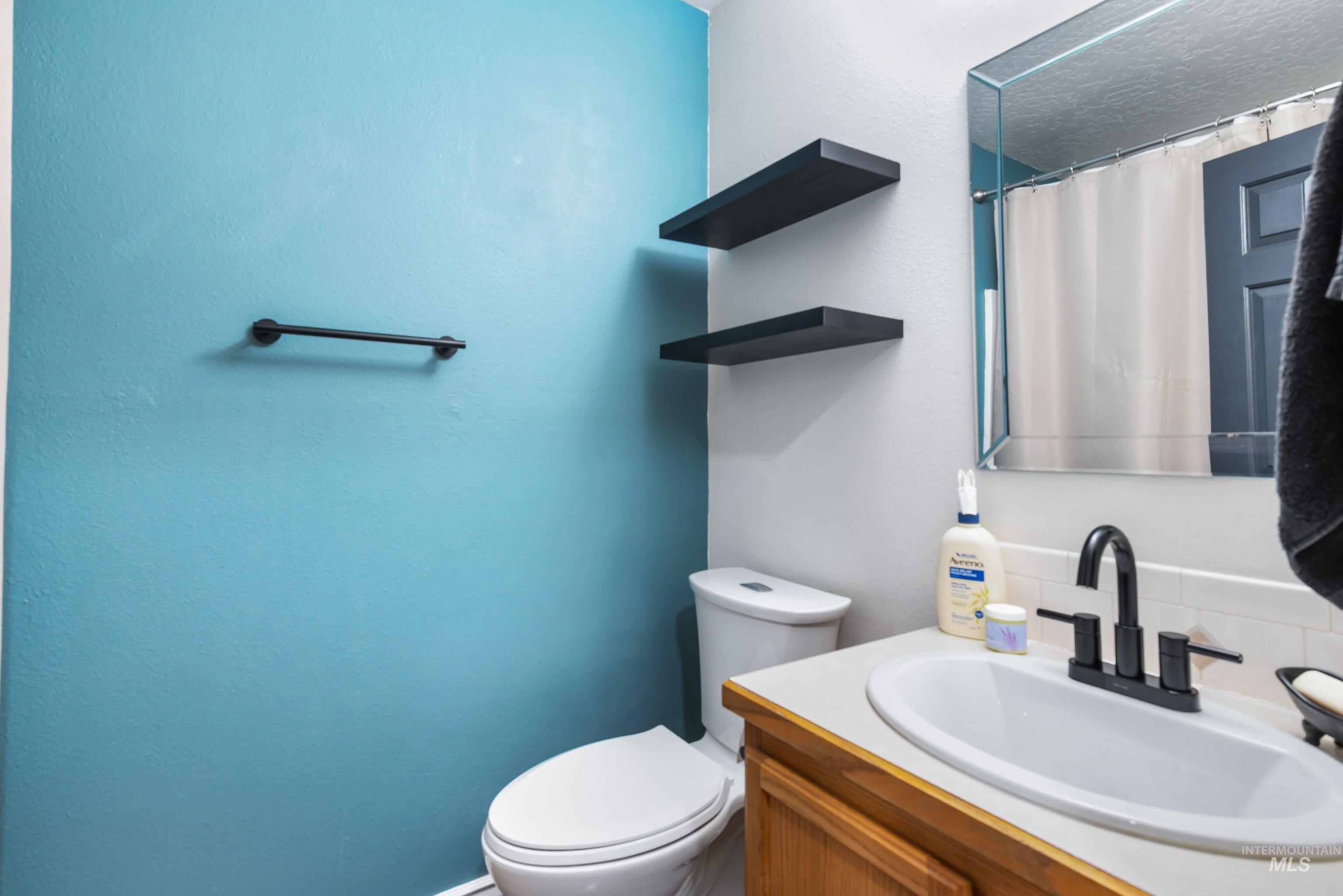 188 Cougar Ct, Nampa, Idaho 83686, 3 Bedrooms, 3 Bathrooms, Residential For Sale, Price $394,900, 98982566