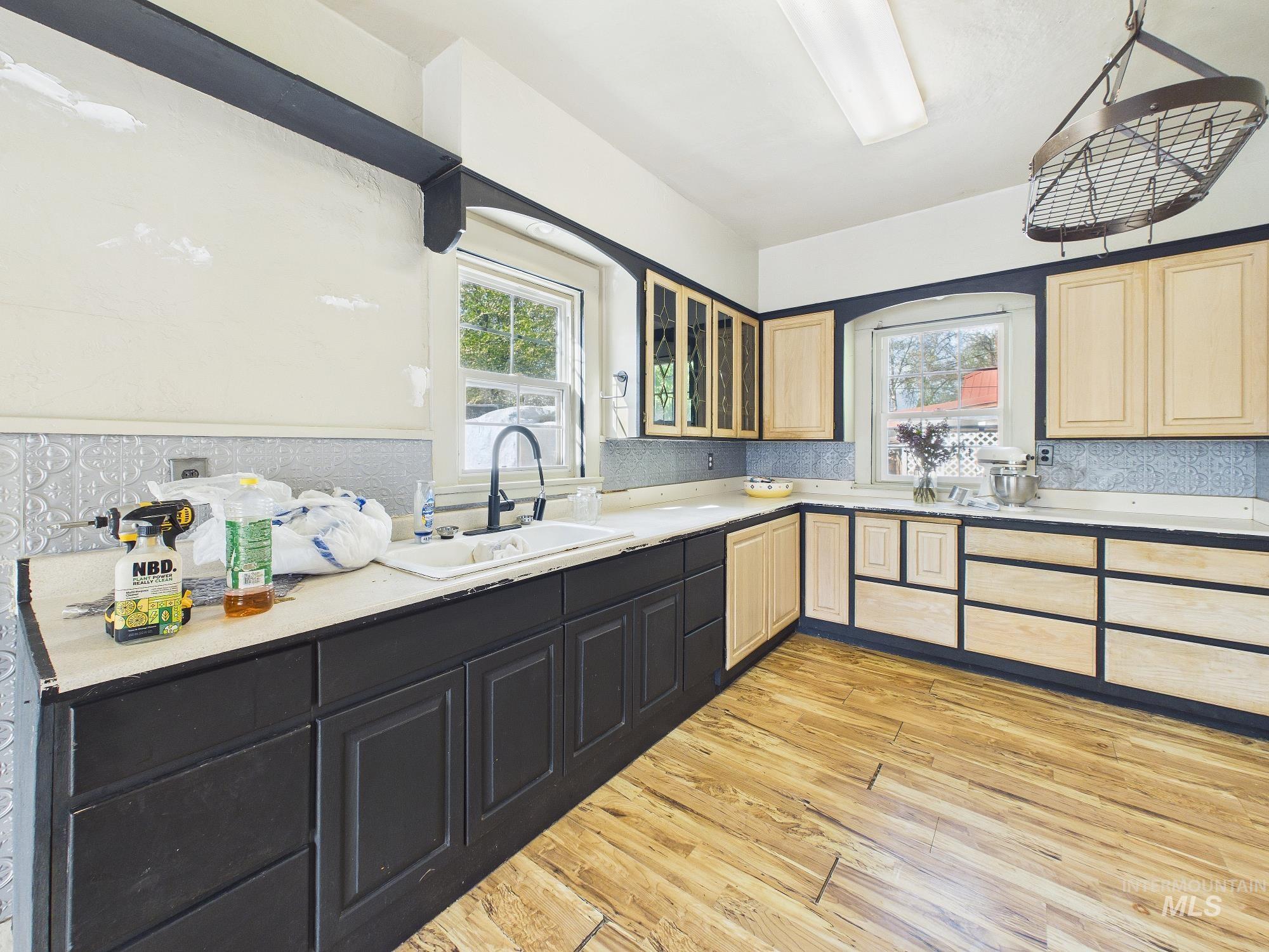 611 E 2nd, Emmett, Idaho 83617, 4 Bedrooms, 2 Bathrooms, Residential For Sale, Price $299,000, 98982567