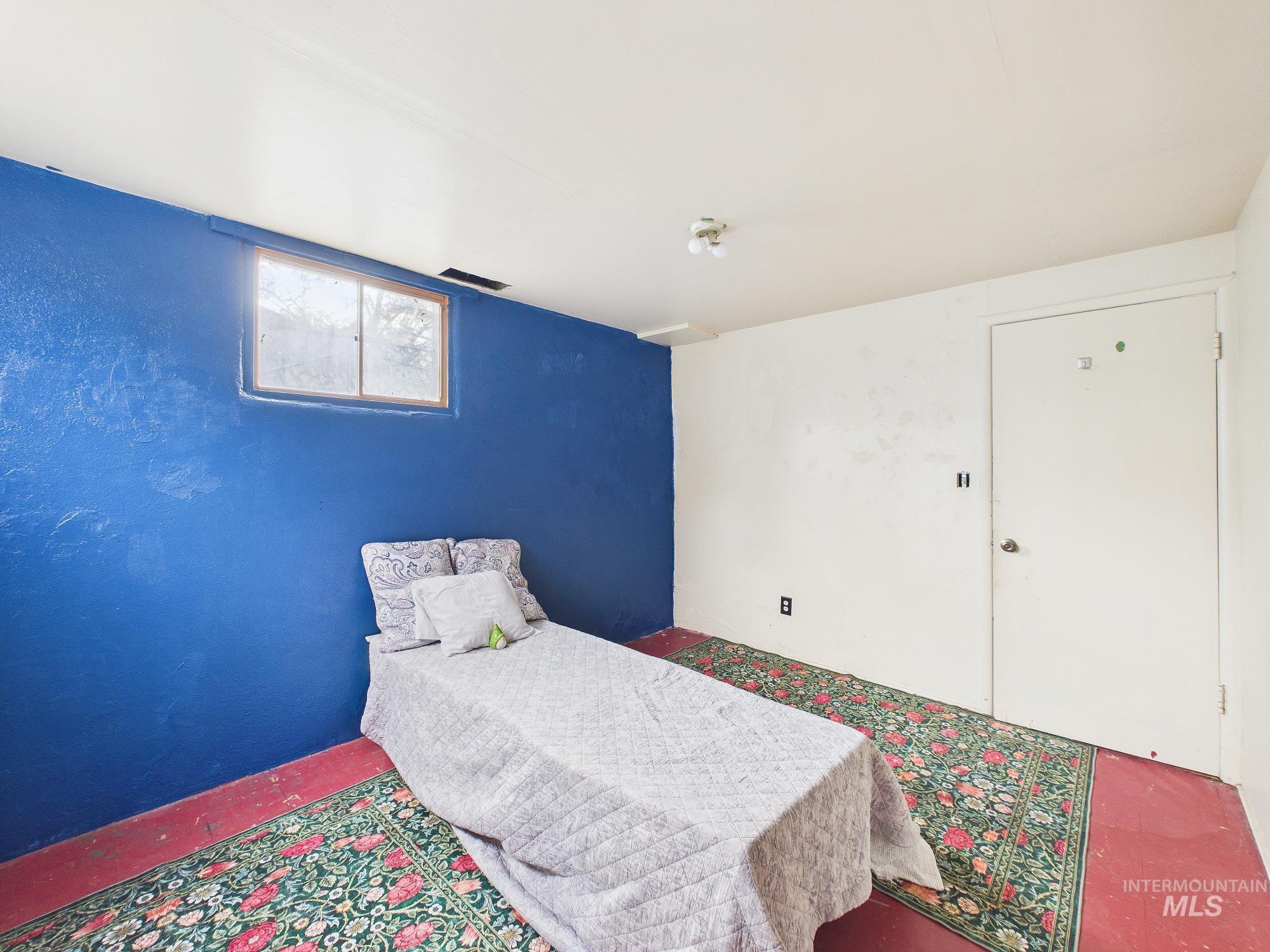 611 E 2nd, Emmett, Idaho 83617, 4 Bedrooms, 2 Bathrooms, Residential For Sale, Price $299,000, 98982567