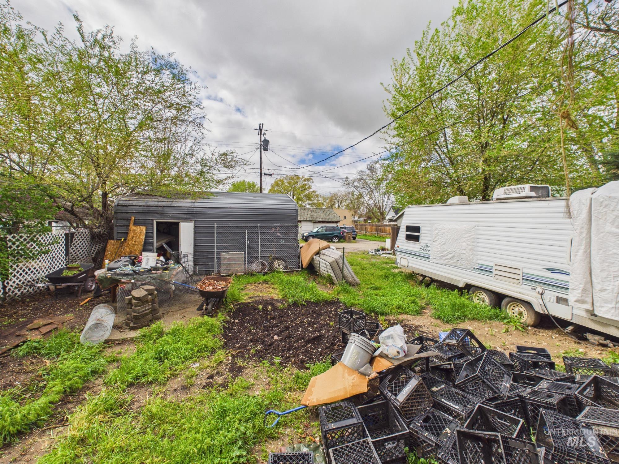 611 E 2nd, Emmett, Idaho 83617, 4 Bedrooms, 2 Bathrooms, Residential For Sale, Price $299,000, 98982567