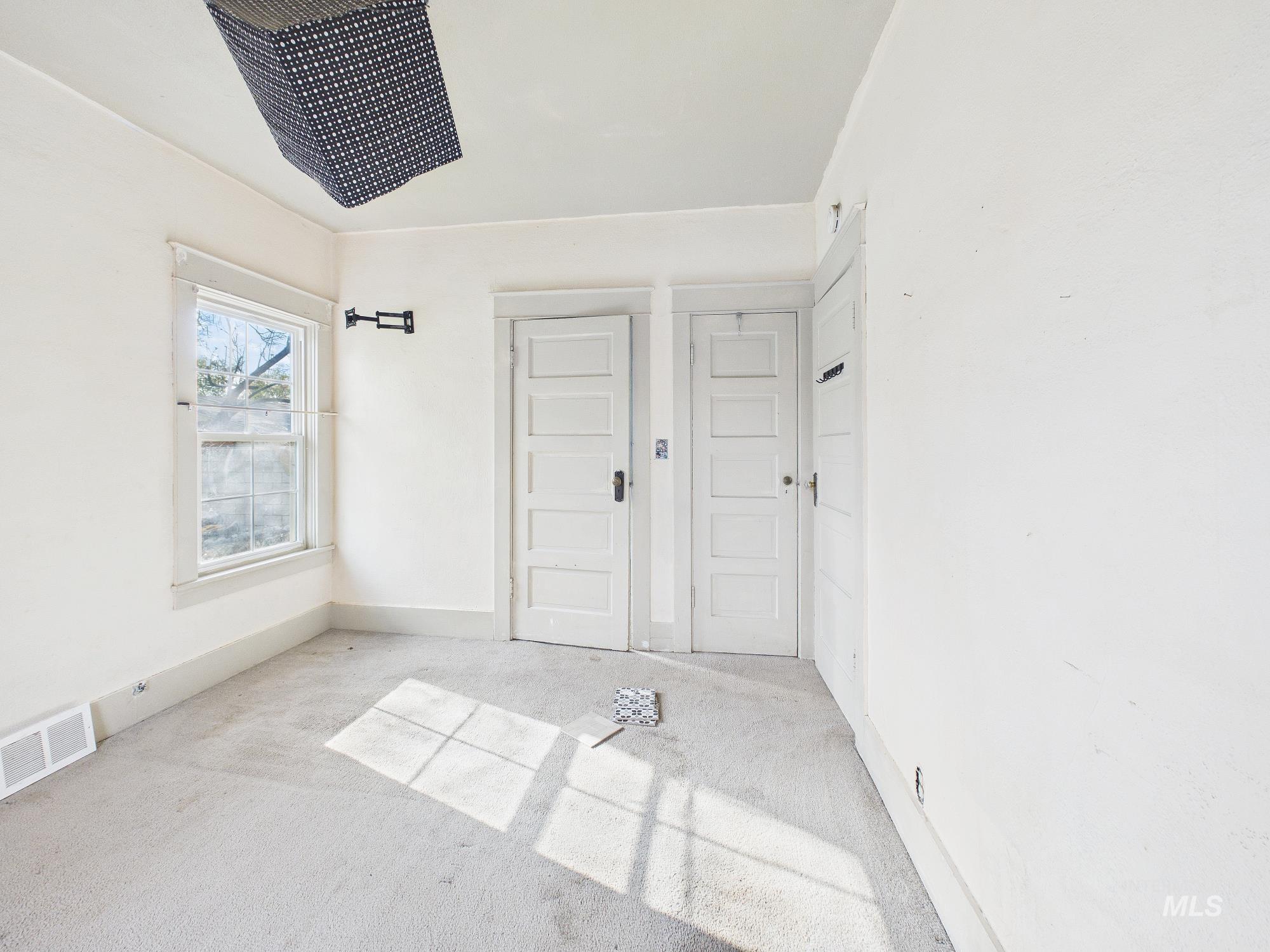 611 E 2nd, Emmett, Idaho 83617, 4 Bedrooms, 2 Bathrooms, Residential For Sale, Price $299,000, 98982567