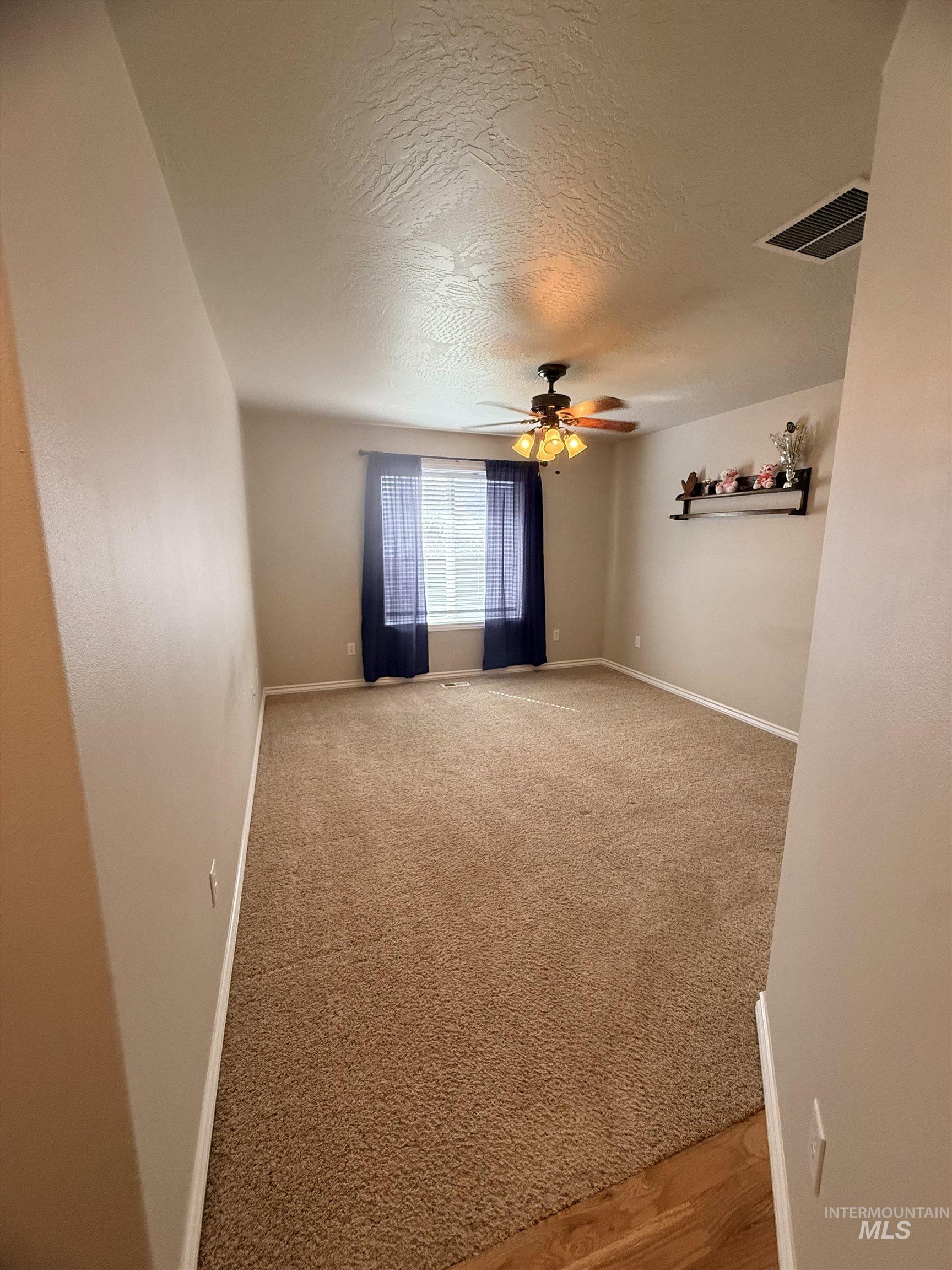 1401 N 14th E, Mountain Home, Idaho 83647, 3 Bedrooms, 2 Bathrooms, Residential For Sale, Price $404,999, 98982572