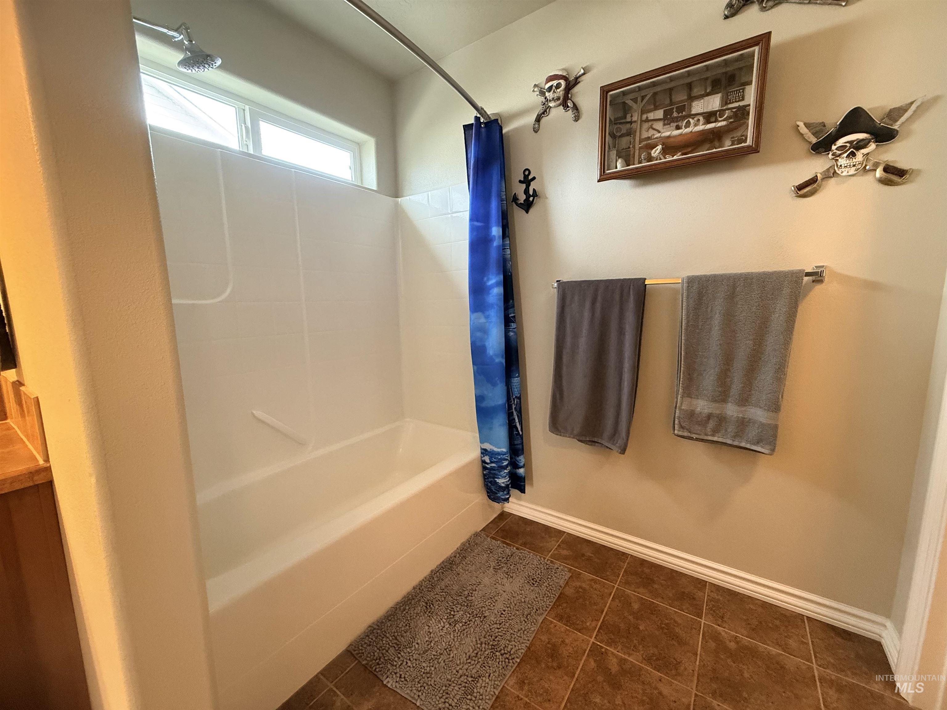 1401 N 14th E, Mountain Home, Idaho 83647, 3 Bedrooms, 2 Bathrooms, Residential For Sale, Price $404,999, 98982572