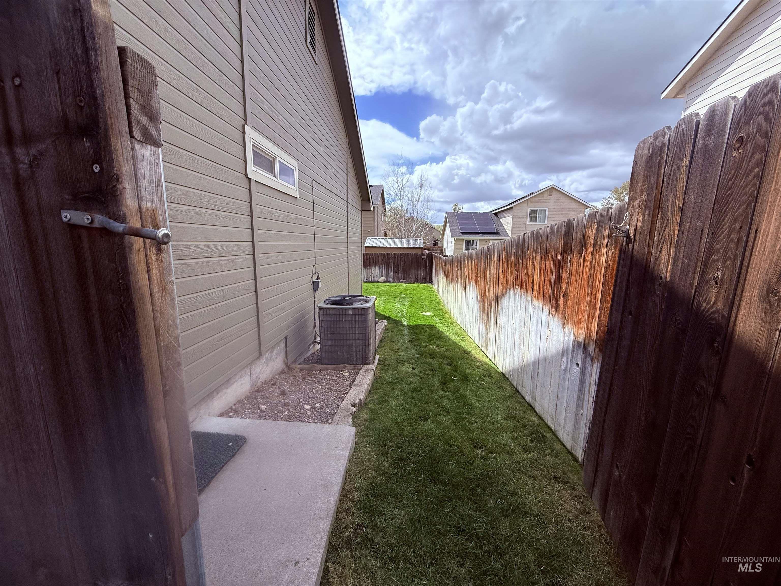 1401 N 14th E, Mountain Home, Idaho 83647, 3 Bedrooms, 2 Bathrooms, Residential For Sale, Price $404,999, 98982572