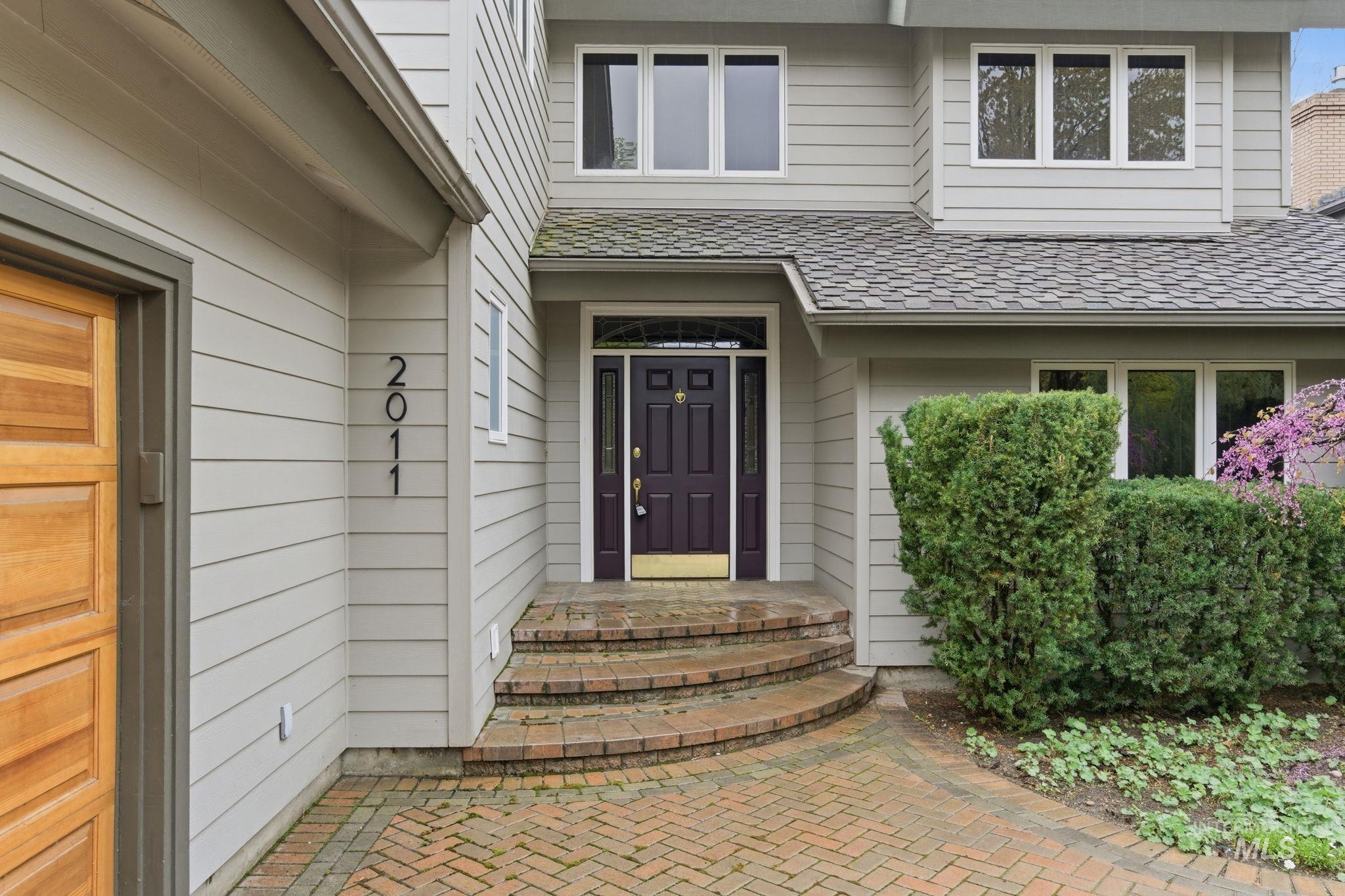 2011 S Creekside Ln, Boise, Idaho 83706, 4 Bedrooms, 2.5 Bathrooms, Residential For Sale, Price $1,249,000, 98982575