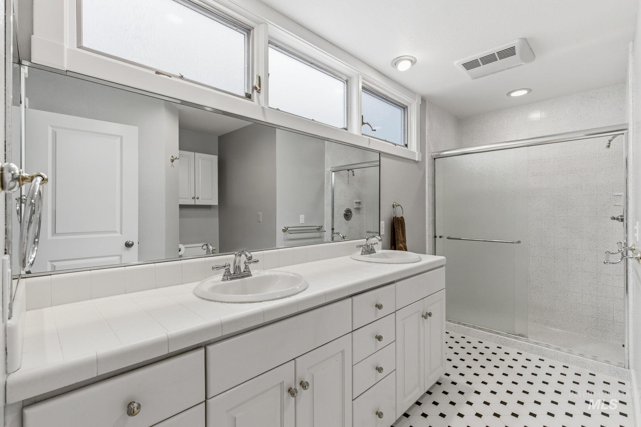 2011 S Creekside Ln, Boise, Idaho 83706, 4 Bedrooms, 2.5 Bathrooms, Residential For Sale, Price $1,249,000, 98982575