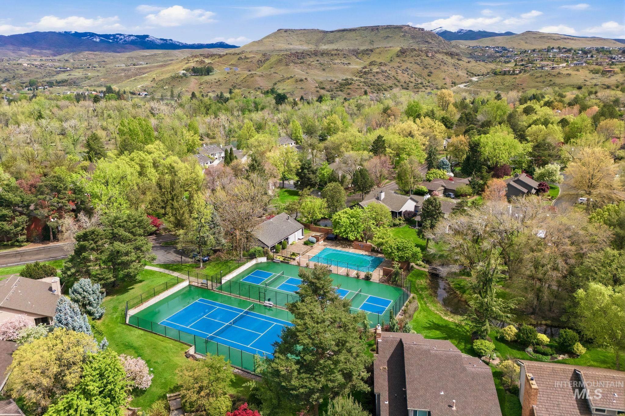 2011 S Creekside Ln, Boise, Idaho 83706, 4 Bedrooms, 2.5 Bathrooms, Residential For Sale, Price $1,249,000, 98982575