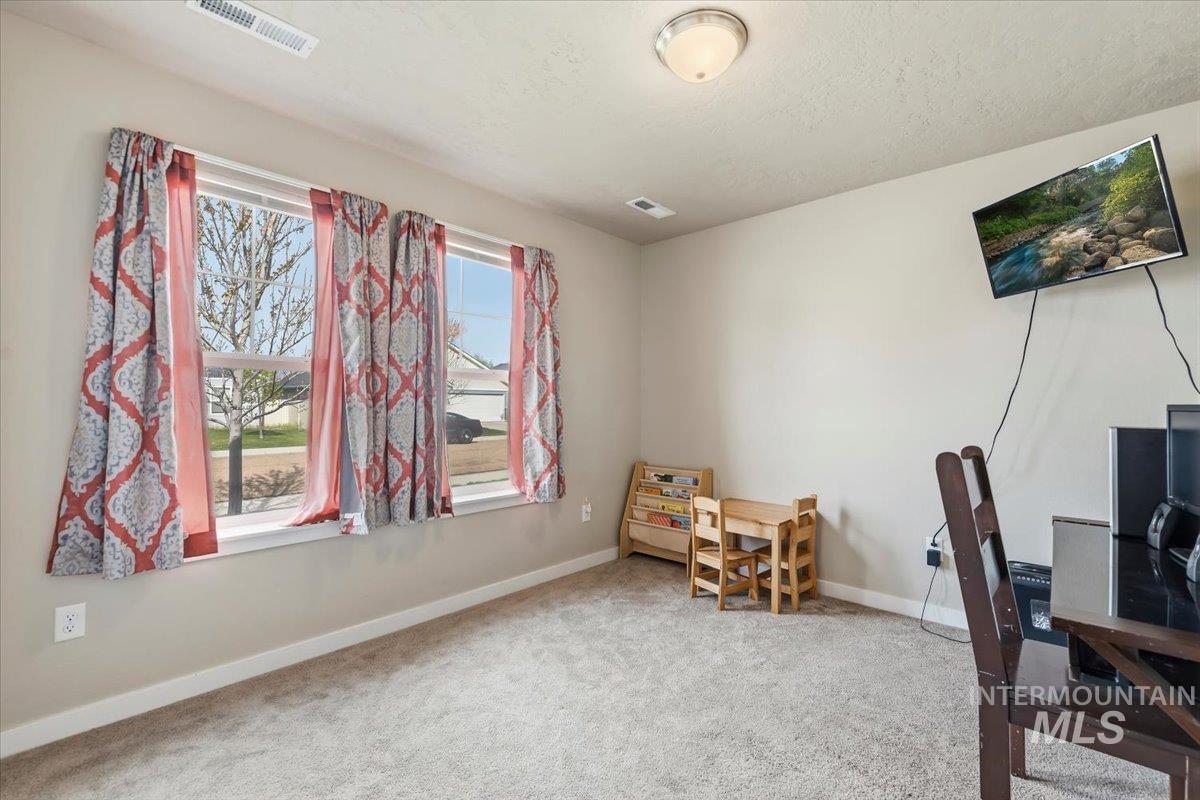 16850 Bethany Ave., Caldwell, Idaho 83607, 4 Bedrooms, 2 Bathrooms, Residential For Sale, Price $399,999, 98982579