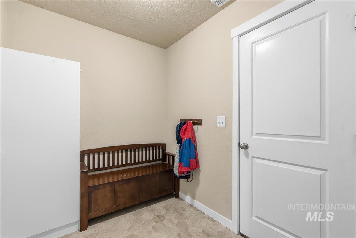 16850 Bethany Ave., Caldwell, Idaho 83607, 4 Bedrooms, 2 Bathrooms, Residential For Sale, Price $399,999, 98982579