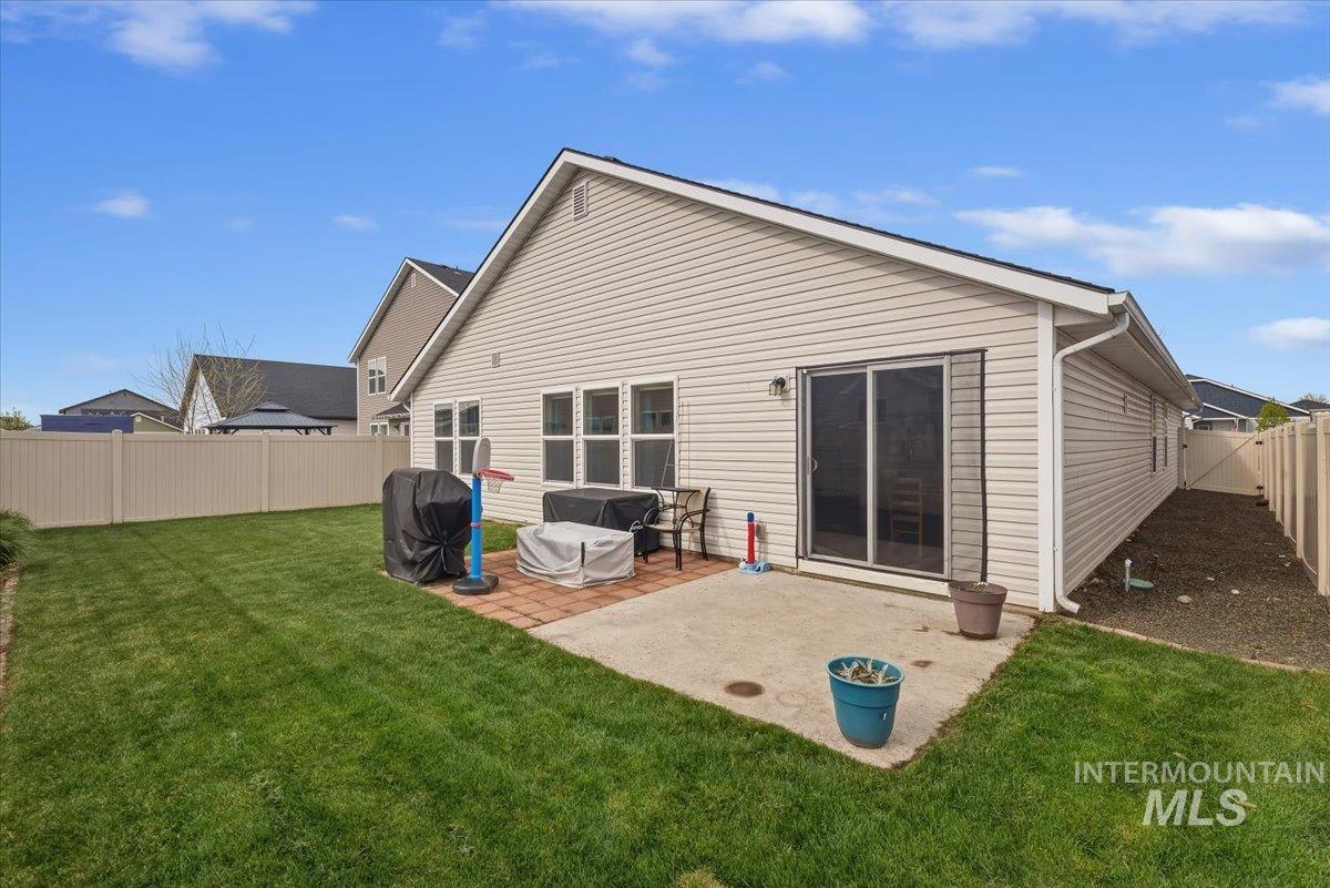 16850 Bethany Ave., Caldwell, Idaho 83607, 4 Bedrooms, 2 Bathrooms, Residential For Sale, Price $399,999, 98982579