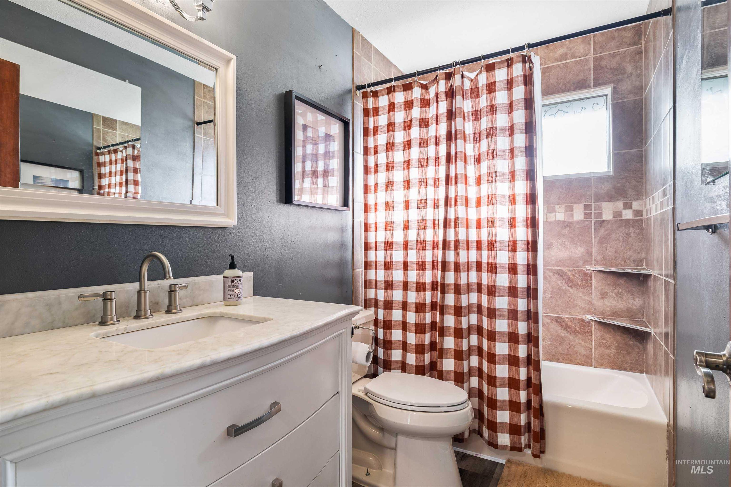 2090 Filer Ave E, Twin Falls, Idaho 83301-4365, 6 Bedrooms, 3.5 Bathrooms, Residential For Sale, Price $540,000, 98982580