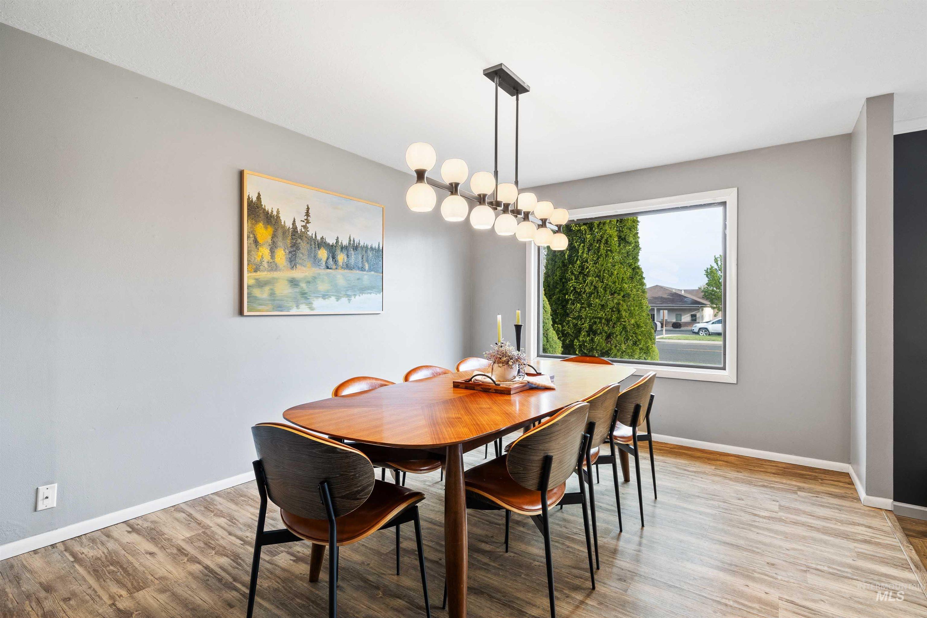 2090 Filer Ave E, Twin Falls, Idaho 83301-4365, 6 Bedrooms, 3.5 Bathrooms, Residential For Sale, Price $540,000, 98982580