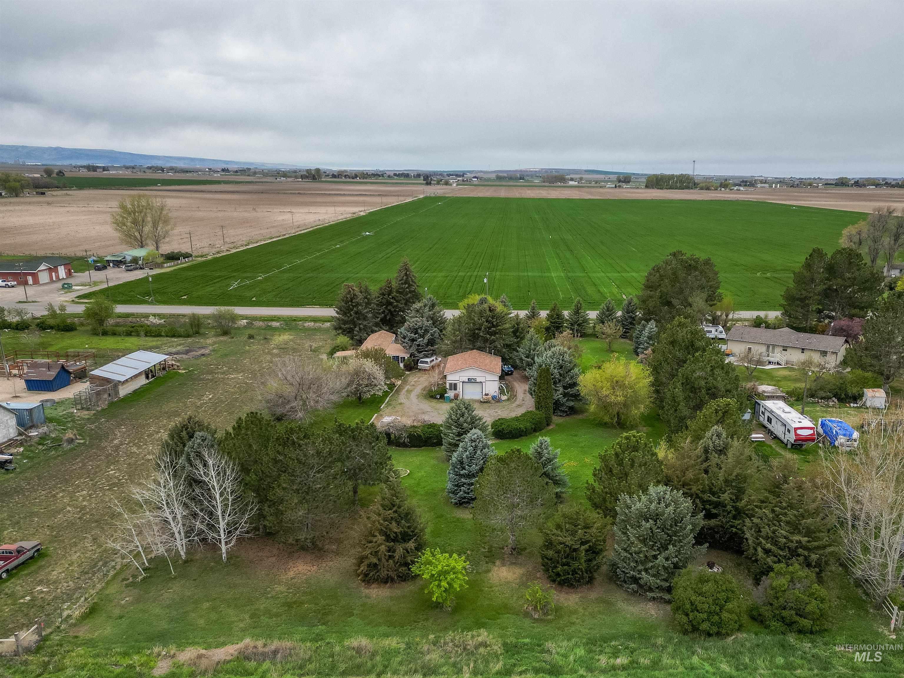 369 S 150 E, Burley, Idaho 83318, 2 Bedrooms, 2 Bathrooms, Residential For Sale, Price $215,000, 98982581