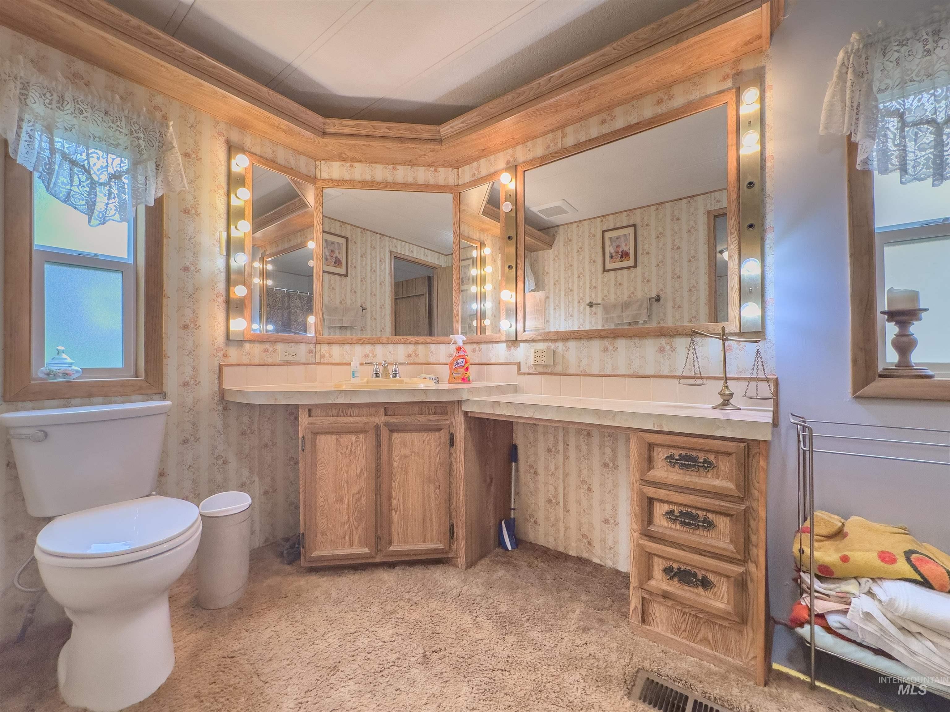 369 S 150 E, Burley, Idaho 83318, 2 Bedrooms, 2 Bathrooms, Residential For Sale, Price $215,000, 98982581