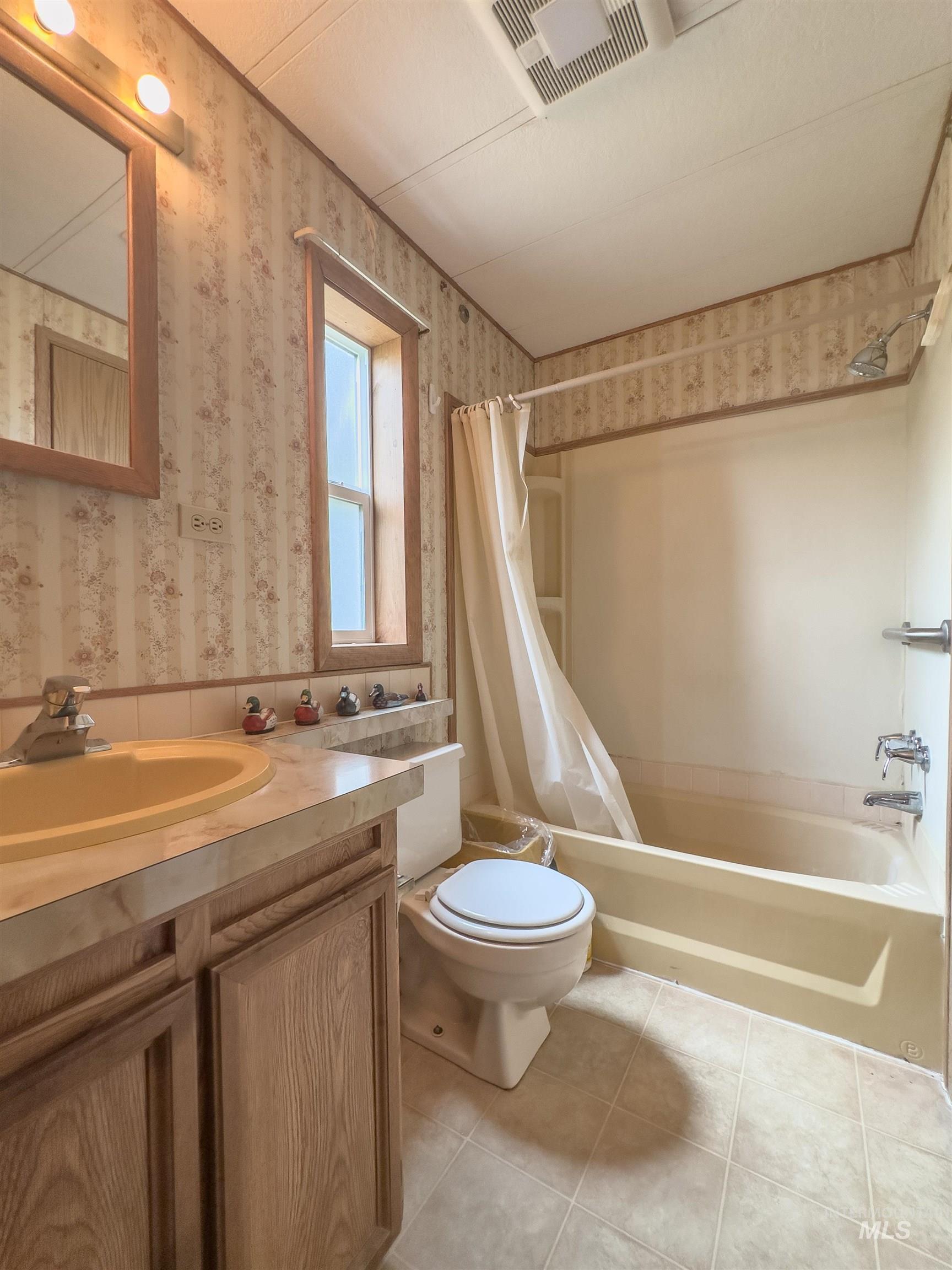 369 S 150 E, Burley, Idaho 83318, 2 Bedrooms, 2 Bathrooms, Residential For Sale, Price $215,000, 98982581