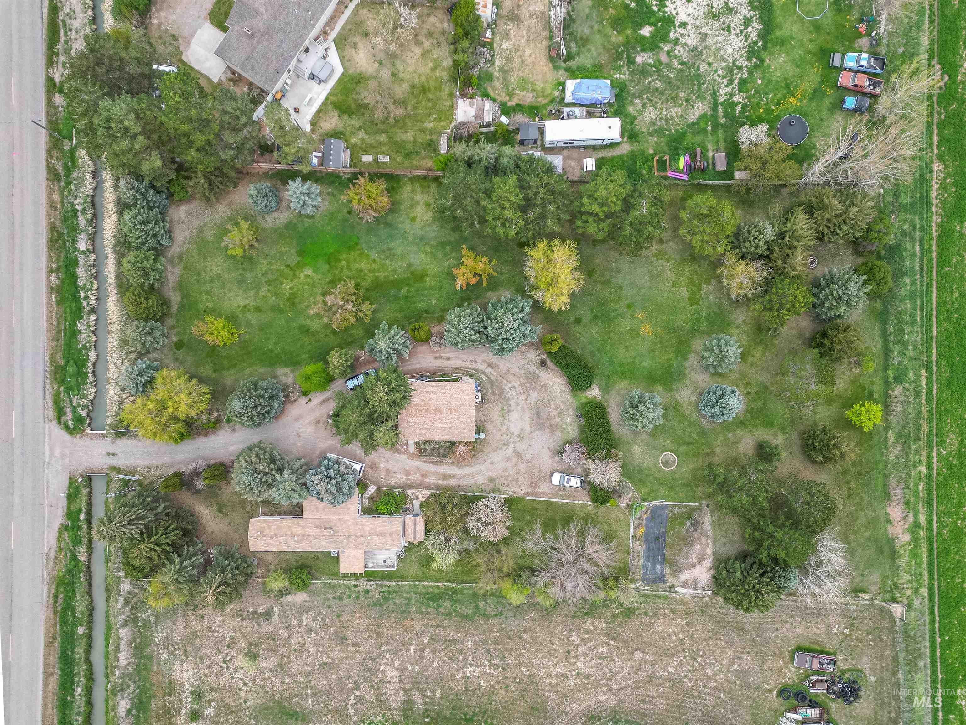 369 S 150 E, Burley, Idaho 83318, 2 Bedrooms, 2 Bathrooms, Residential For Sale, Price $215,000, 98982581