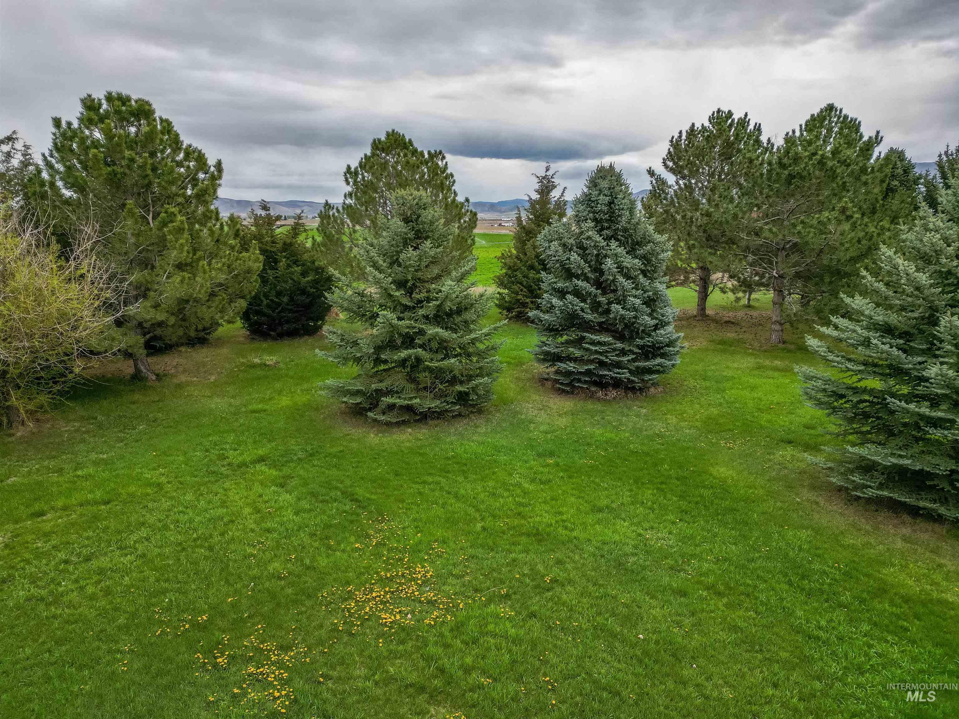 369 S 150 E, Burley, Idaho 83318, 2 Bedrooms, 2 Bathrooms, Residential For Sale, Price $215,000, 98982581