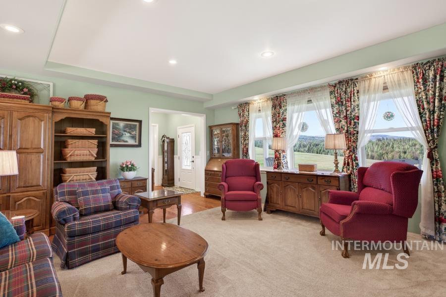 1086 E Rock Creek Rd, Potlatch, Idaho 83855, 5 Bedrooms, 4 Bathrooms, Residential For Sale, Price $1,400,000, 98982582