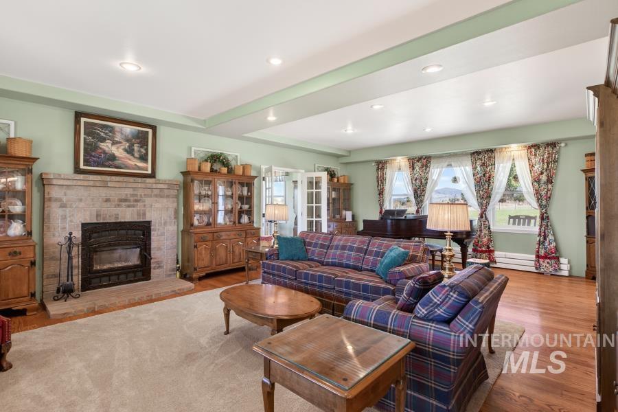 1086 E Rock Creek Rd, Potlatch, Idaho 83855, 5 Bedrooms, 4 Bathrooms, Residential For Sale, Price $1,400,000, 98982582