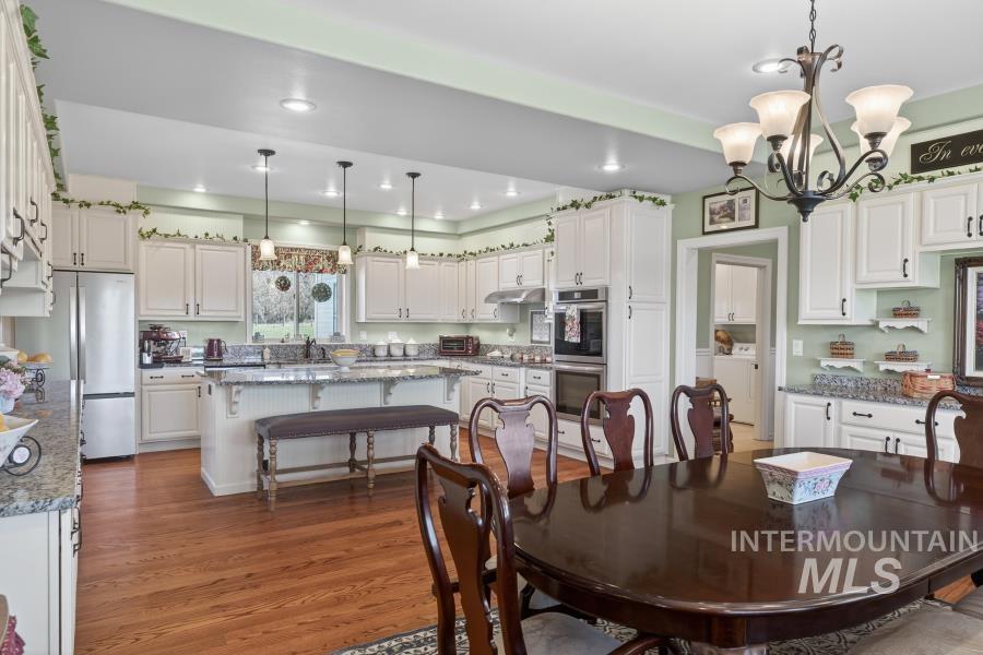 1086 E Rock Creek Rd, Potlatch, Idaho 83855, 5 Bedrooms, 4 Bathrooms, Residential For Sale, Price $1,400,000, 98982582