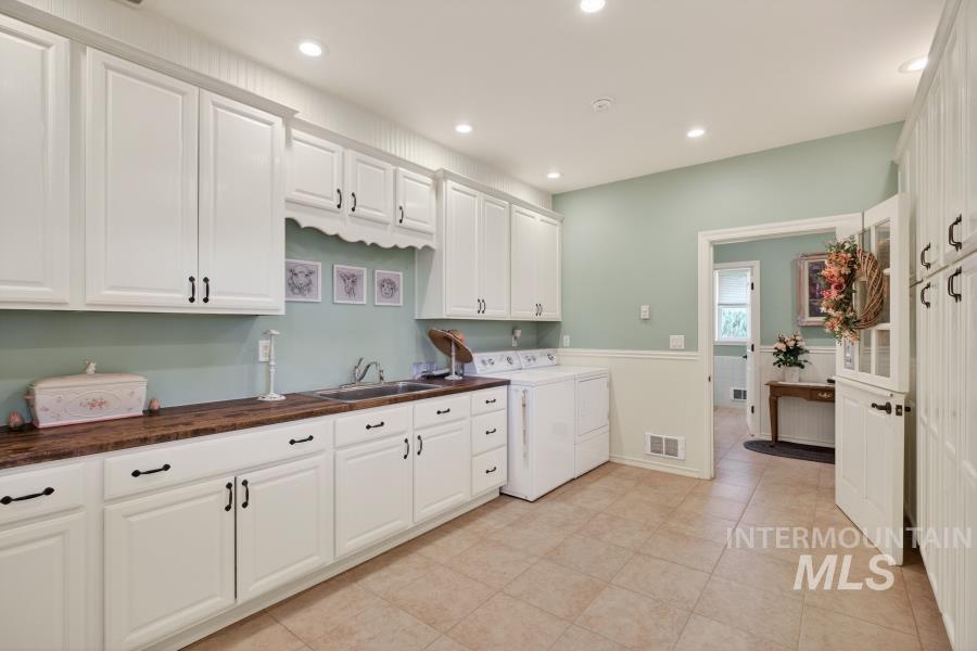 1086 E Rock Creek Rd, Potlatch, Idaho 83855, 5 Bedrooms, 4 Bathrooms, Residential For Sale, Price $1,400,000, 98982582