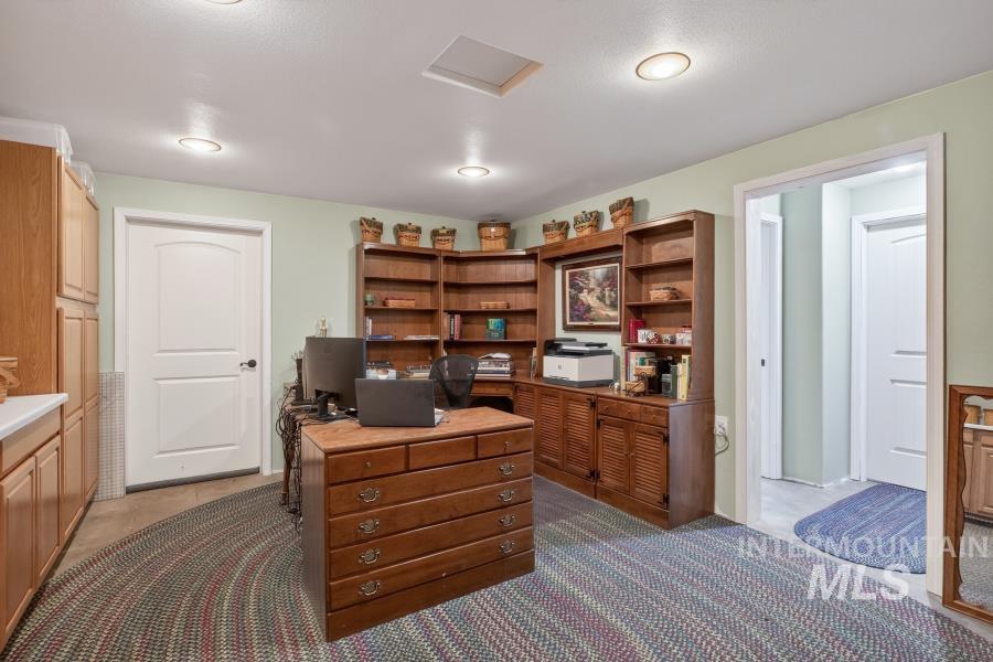 1086 E Rock Creek Rd, Potlatch, Idaho 83855, 5 Bedrooms, 4 Bathrooms, Residential For Sale, Price $1,400,000, 98982582