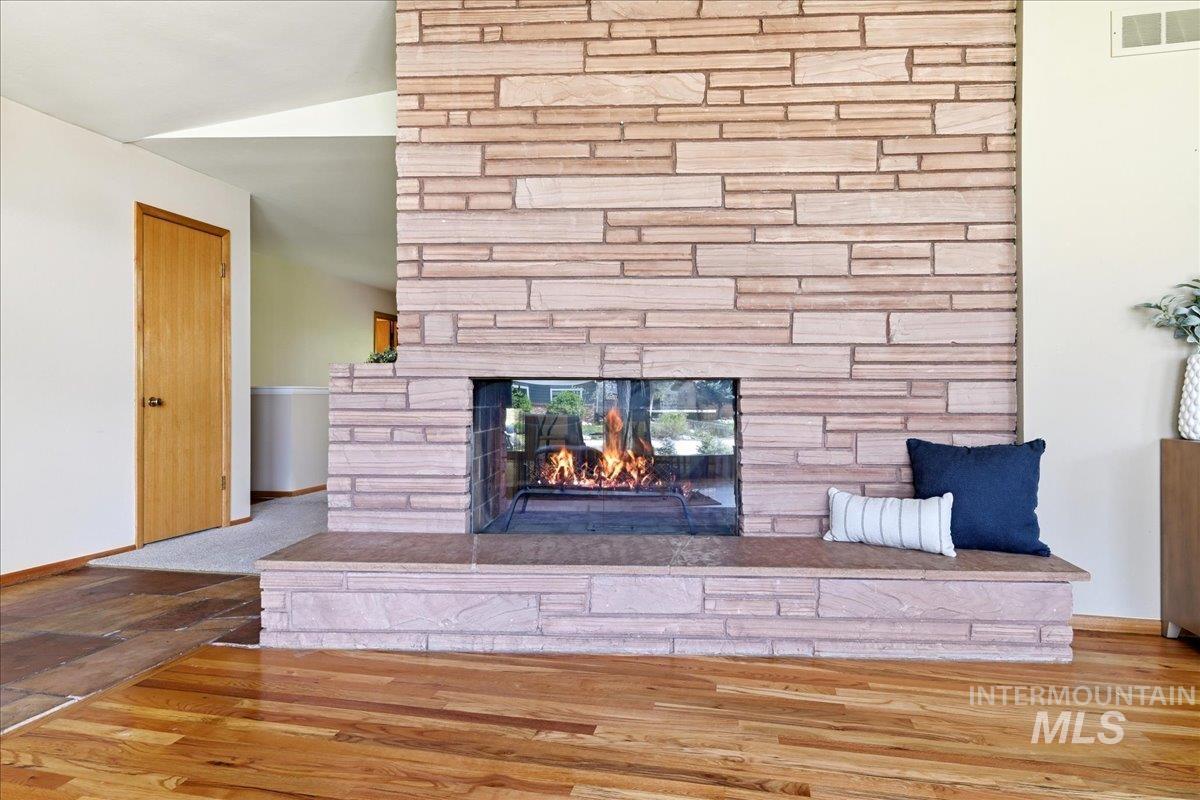 3720 E Clement Road, Boise, Idaho 83704, 5 Bedrooms, 2.5 Bathrooms, Residential For Sale, Price $530,000, 98982583