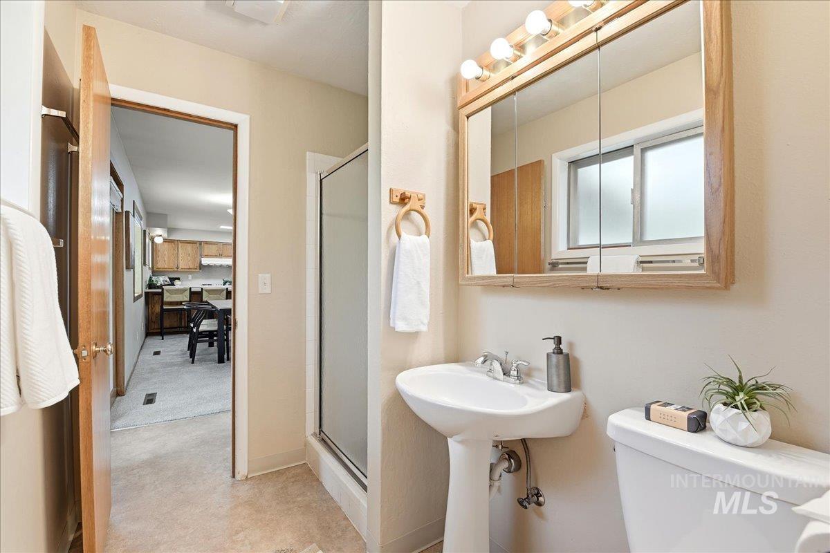 3720 E Clement Road, Boise, Idaho 83704, 5 Bedrooms, 2.5 Bathrooms, Residential For Sale, Price $530,000, 98982583