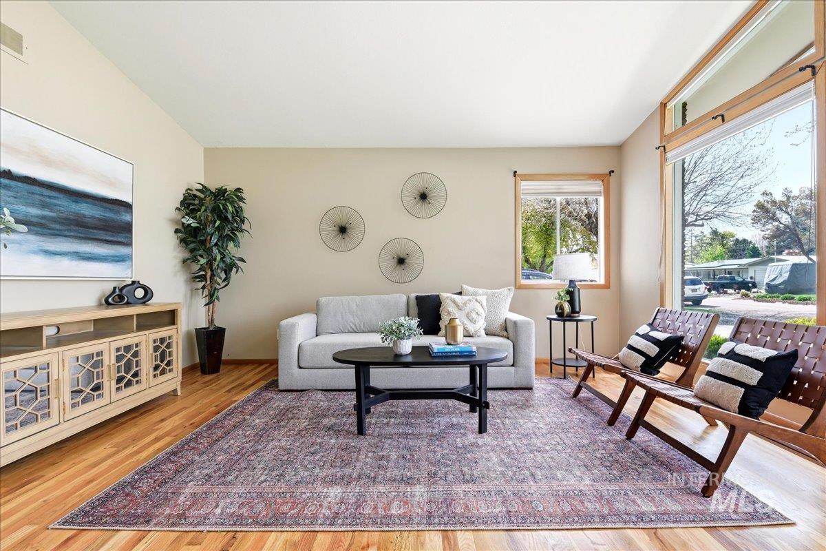 3720 E Clement Road, Boise, Idaho 83704, 5 Bedrooms, 2.5 Bathrooms, Residential For Sale, Price $530,000, 98982583