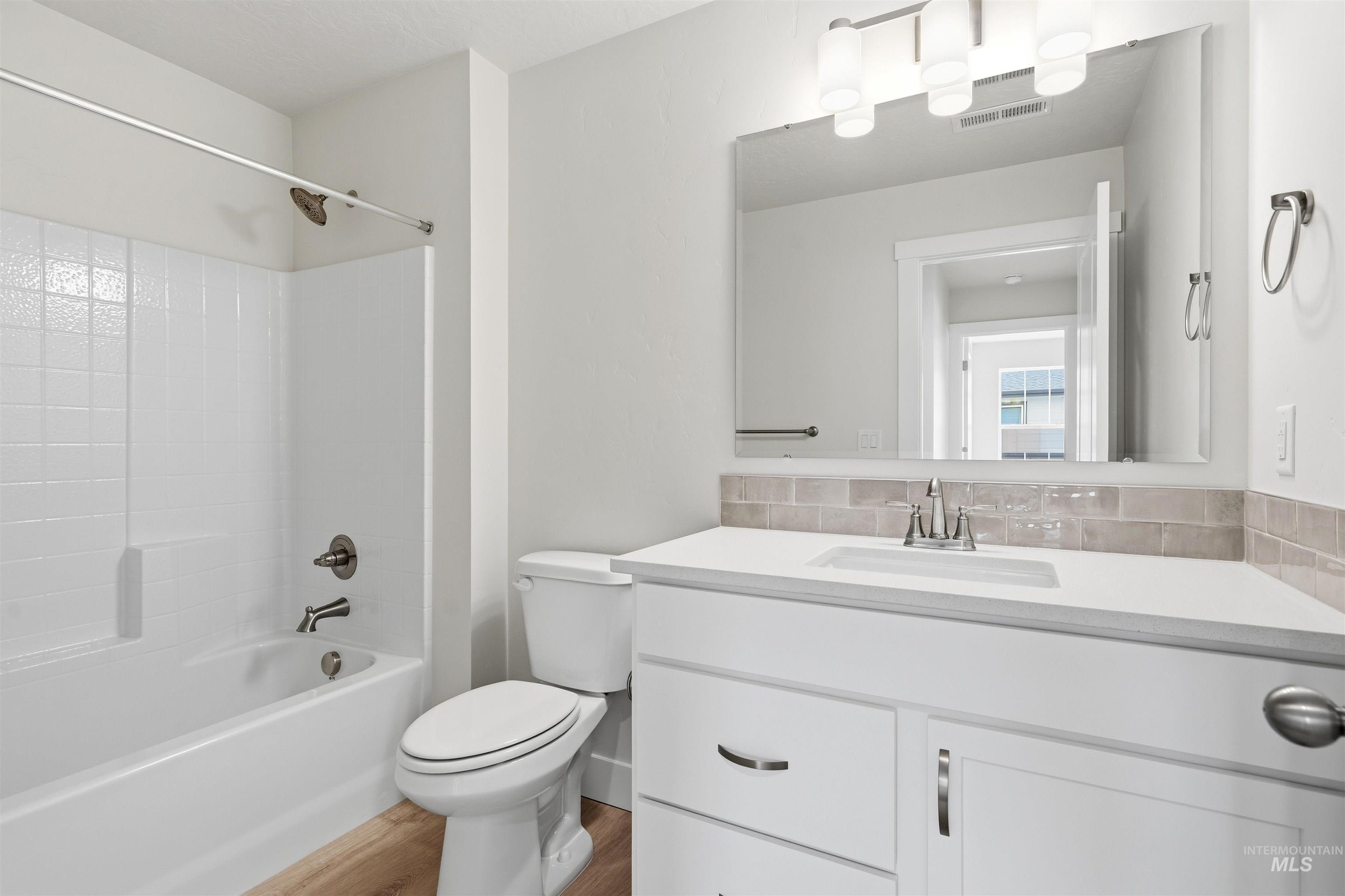 5591 W Aralia Dr., Meridian, Idaho 83646, 3 Bedrooms, 2.5 Bathrooms, Residential For Sale, Price $514,990, 98982584