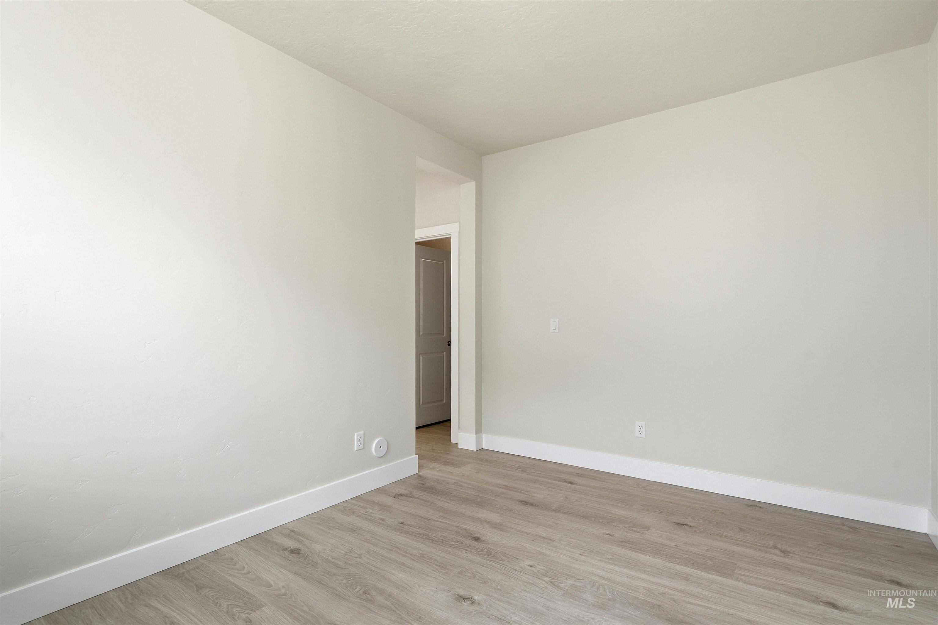 5591 W Aralia Dr., Meridian, Idaho 83646, 3 Bedrooms, 2.5 Bathrooms, Residential For Sale, Price $514,990, 98982584