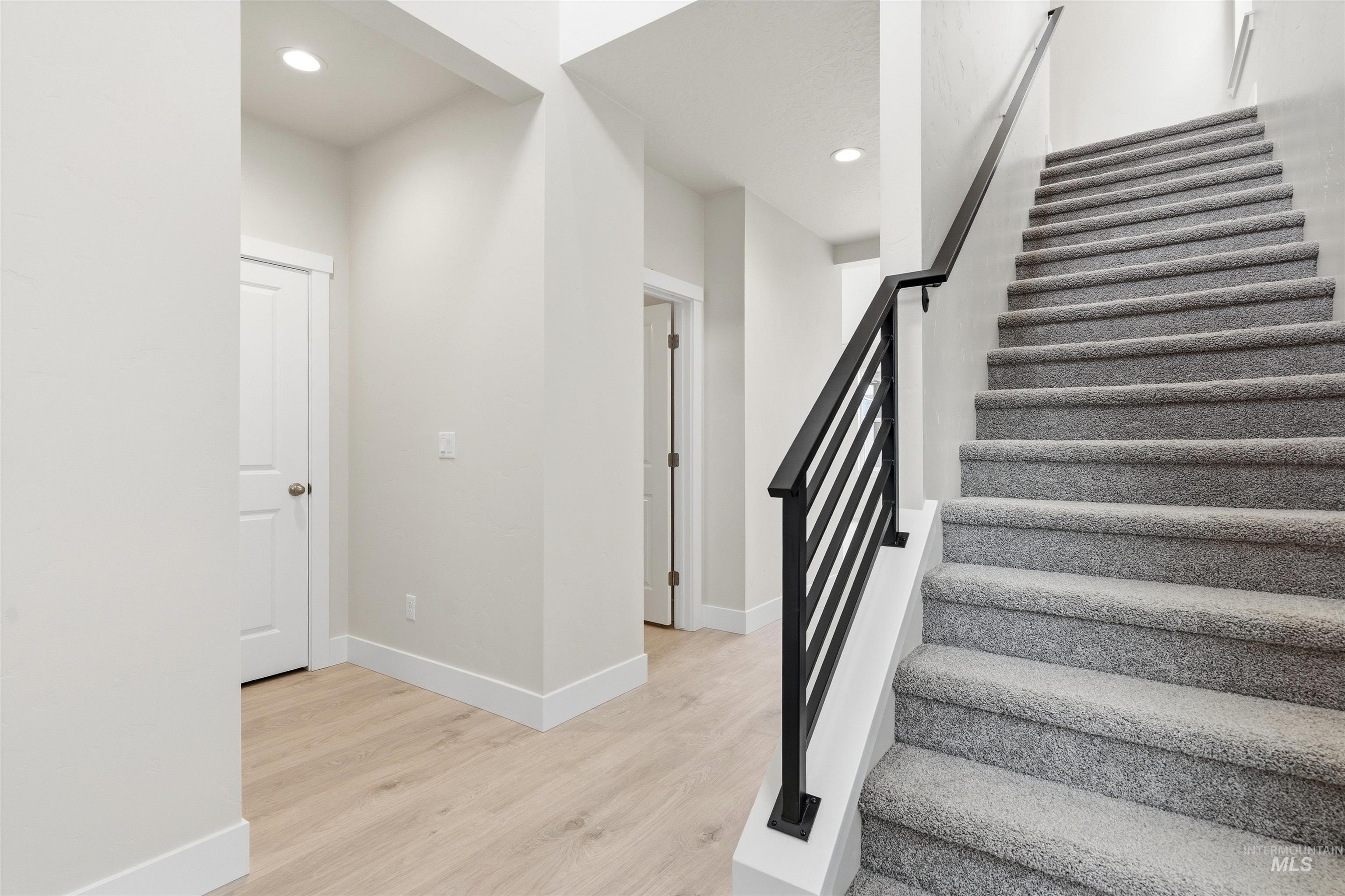 5591 W Aralia Dr., Meridian, Idaho 83646, 3 Bedrooms, 2.5 Bathrooms, Residential For Sale, Price $514,990, 98982584