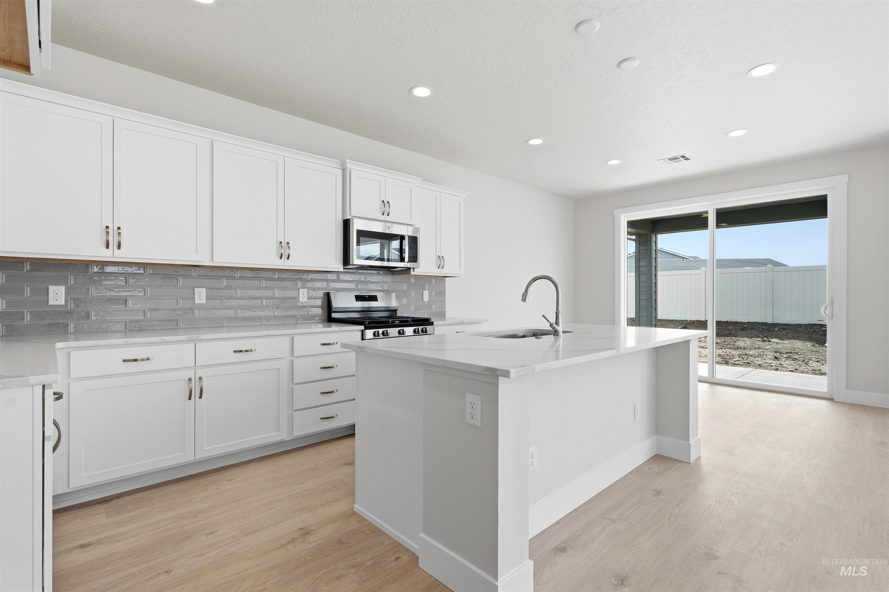 5591 W Aralia Dr., Meridian, Idaho 83646, 3 Bedrooms, 2.5 Bathrooms, Residential For Sale, Price $514,990, 98982584