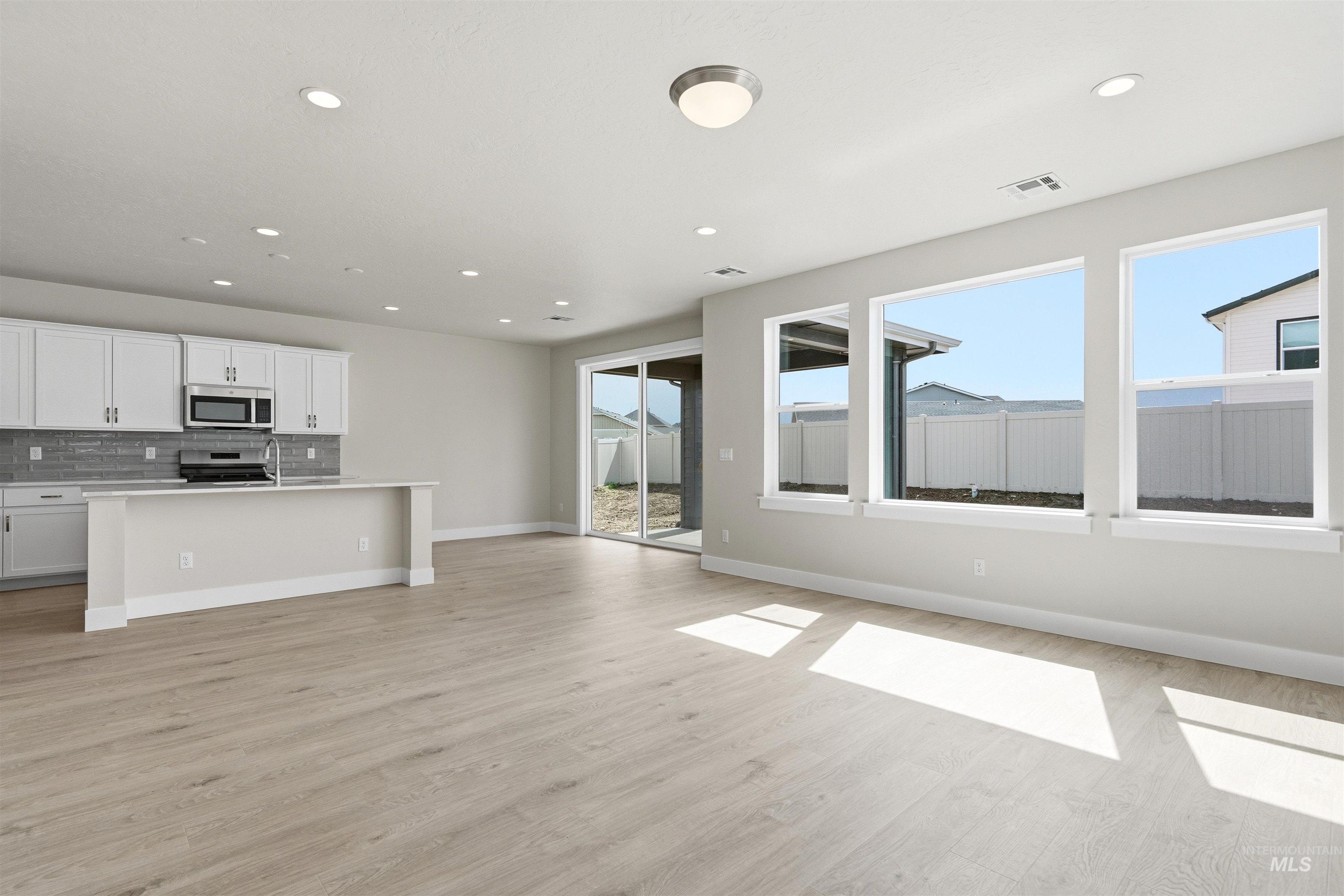 5591 W Aralia Dr., Meridian, Idaho 83646, 3 Bedrooms, 2.5 Bathrooms, Residential For Sale, Price $514,990, 98982584