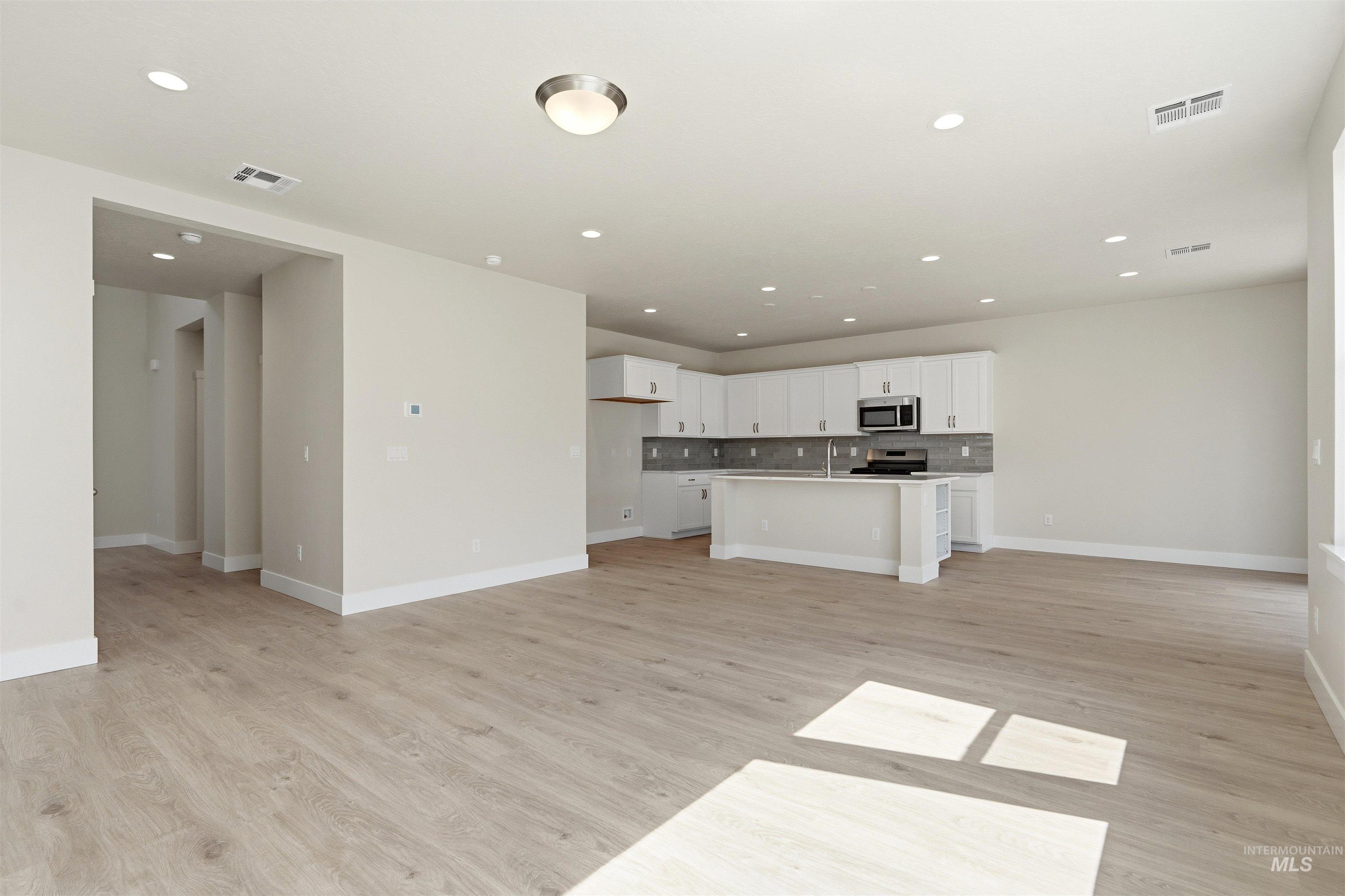 5591 W Aralia Dr., Meridian, Idaho 83646, 3 Bedrooms, 2.5 Bathrooms, Residential For Sale, Price $514,990, 98982584