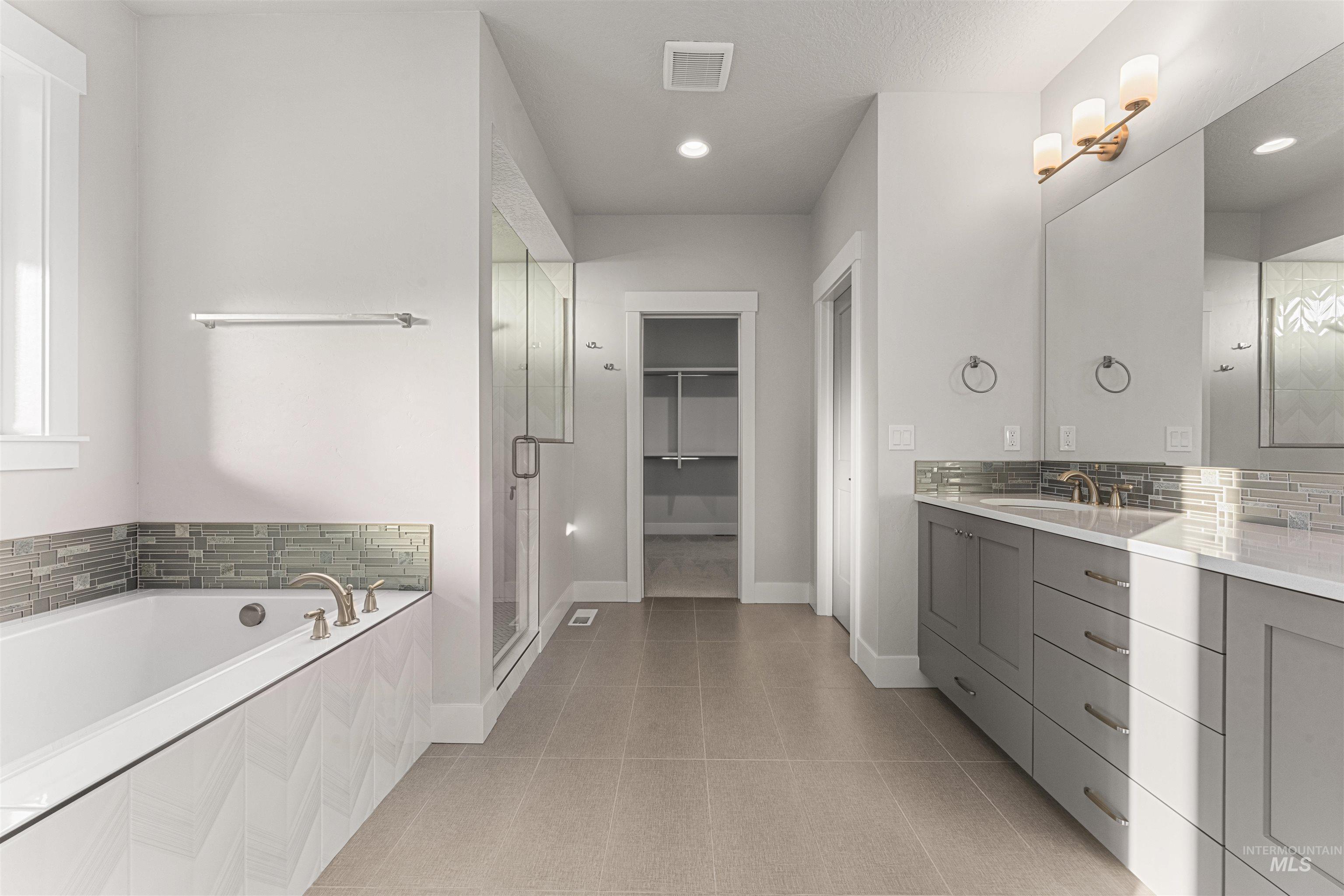 8165 Fountain Brook, Middleton, Idaho 83644, 3 Bedrooms, 2 Bathrooms, Residential For Sale, Price $639,900, 98982585