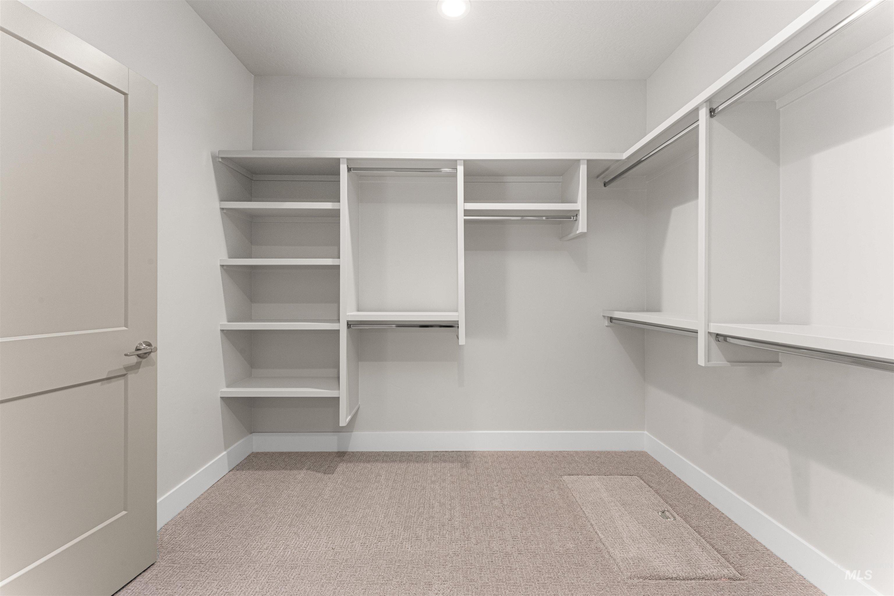 8165 Fountain Brook, Middleton, Idaho 83644, 3 Bedrooms, 2 Bathrooms, Residential For Sale, Price $639,900, 98982585