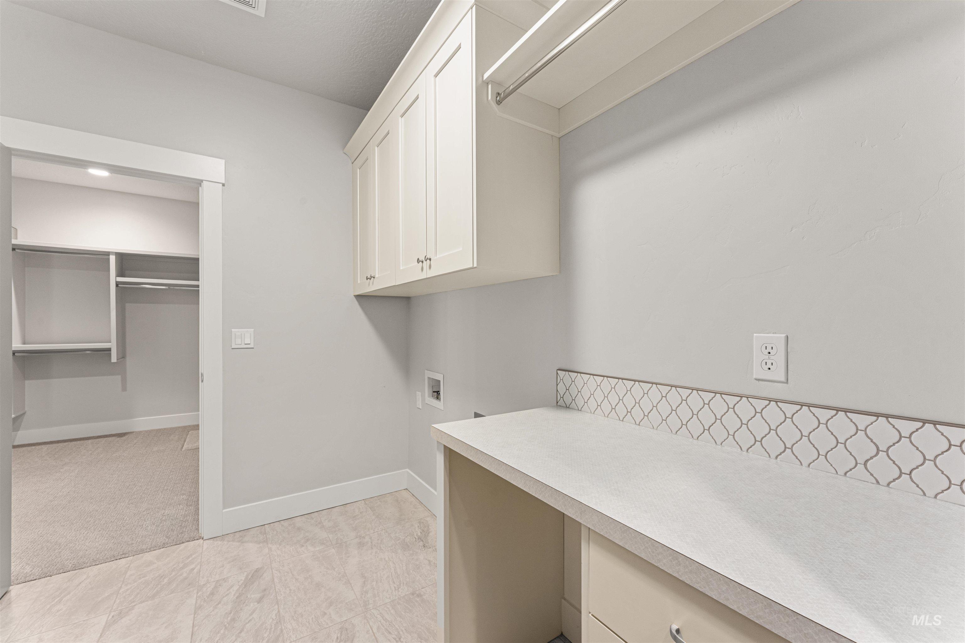 8165 Fountain Brook, Middleton, Idaho 83644, 3 Bedrooms, 2 Bathrooms, Residential For Sale, Price $639,900, 98982585