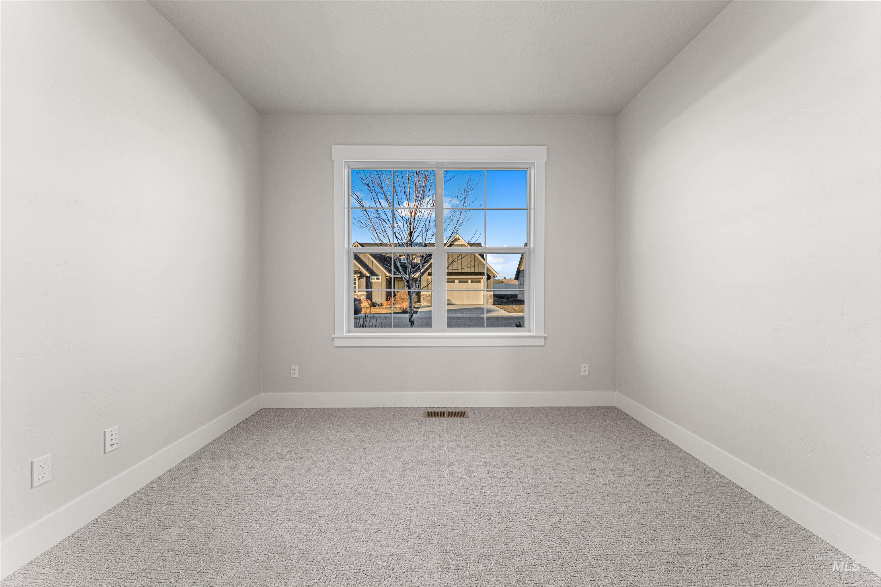 8165 Fountain Brook, Middleton, Idaho 83644, 3 Bedrooms, 2 Bathrooms, Residential For Sale, Price $639,900, 98982585