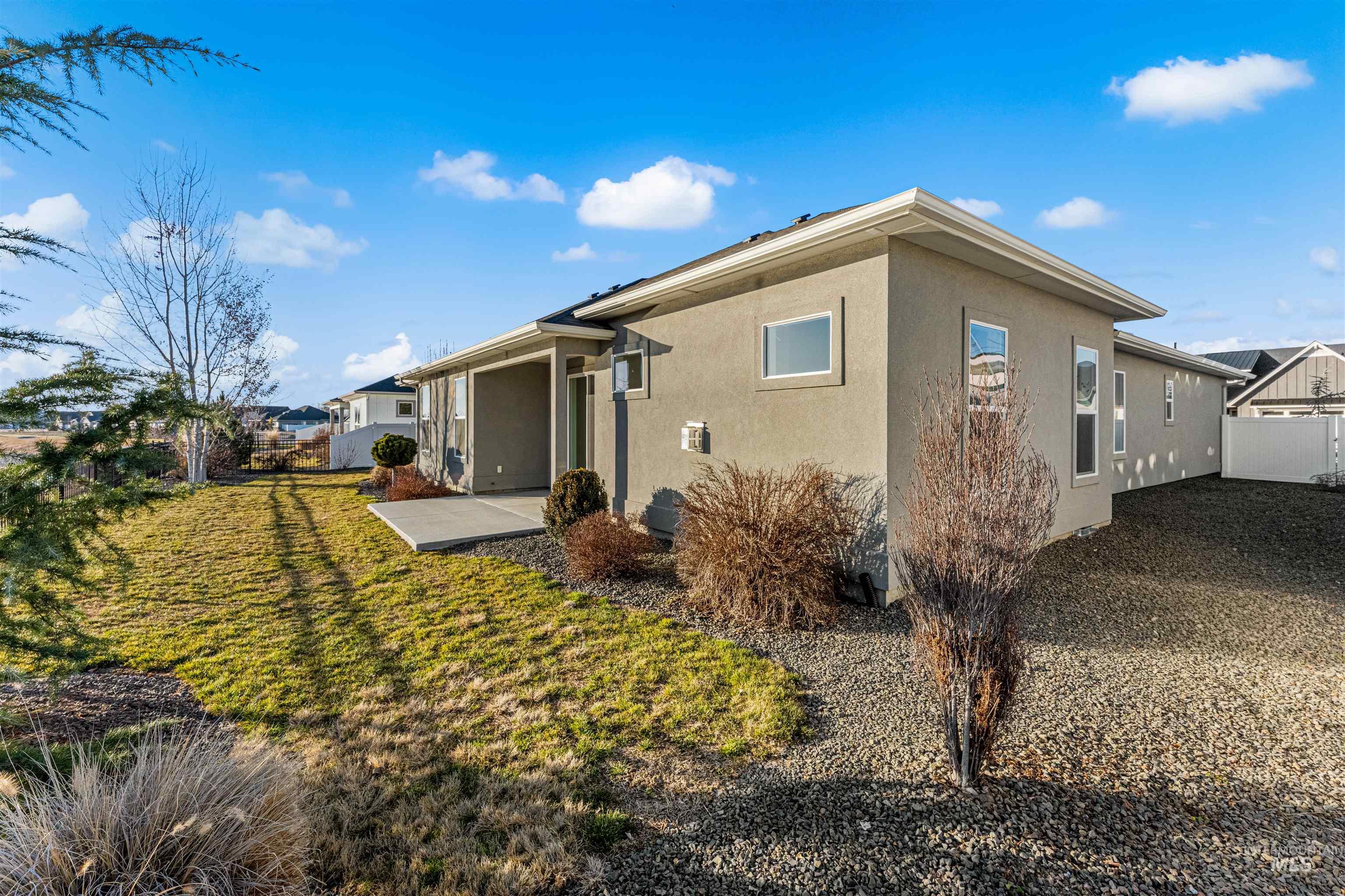 8165 Fountain Brook, Middleton, Idaho 83644, 3 Bedrooms, 2 Bathrooms, Residential For Sale, Price $639,900, 98982585