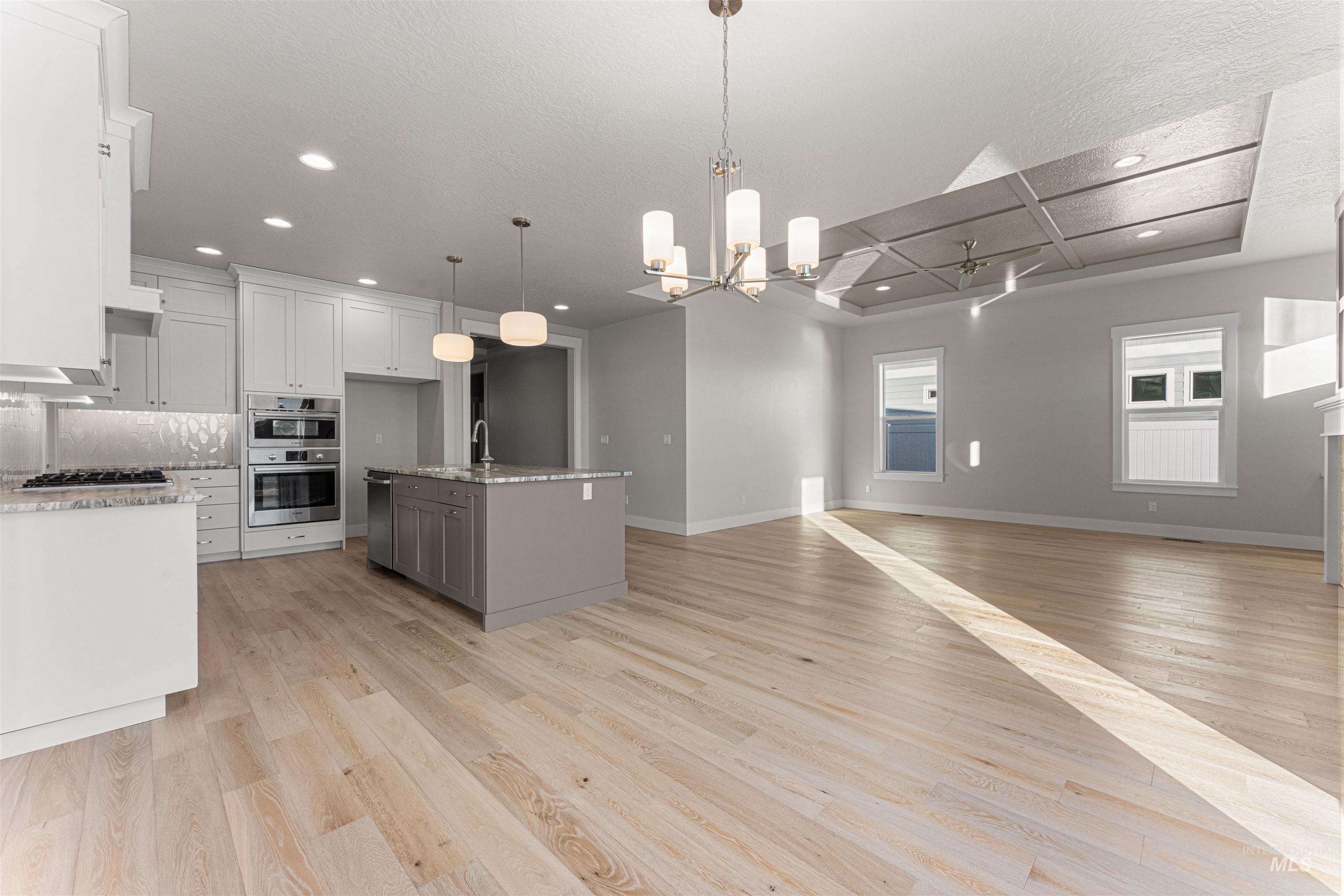 8165 Fountain Brook, Middleton, Idaho 83644, 3 Bedrooms, 2 Bathrooms, Residential For Sale, Price $639,900, 98982585