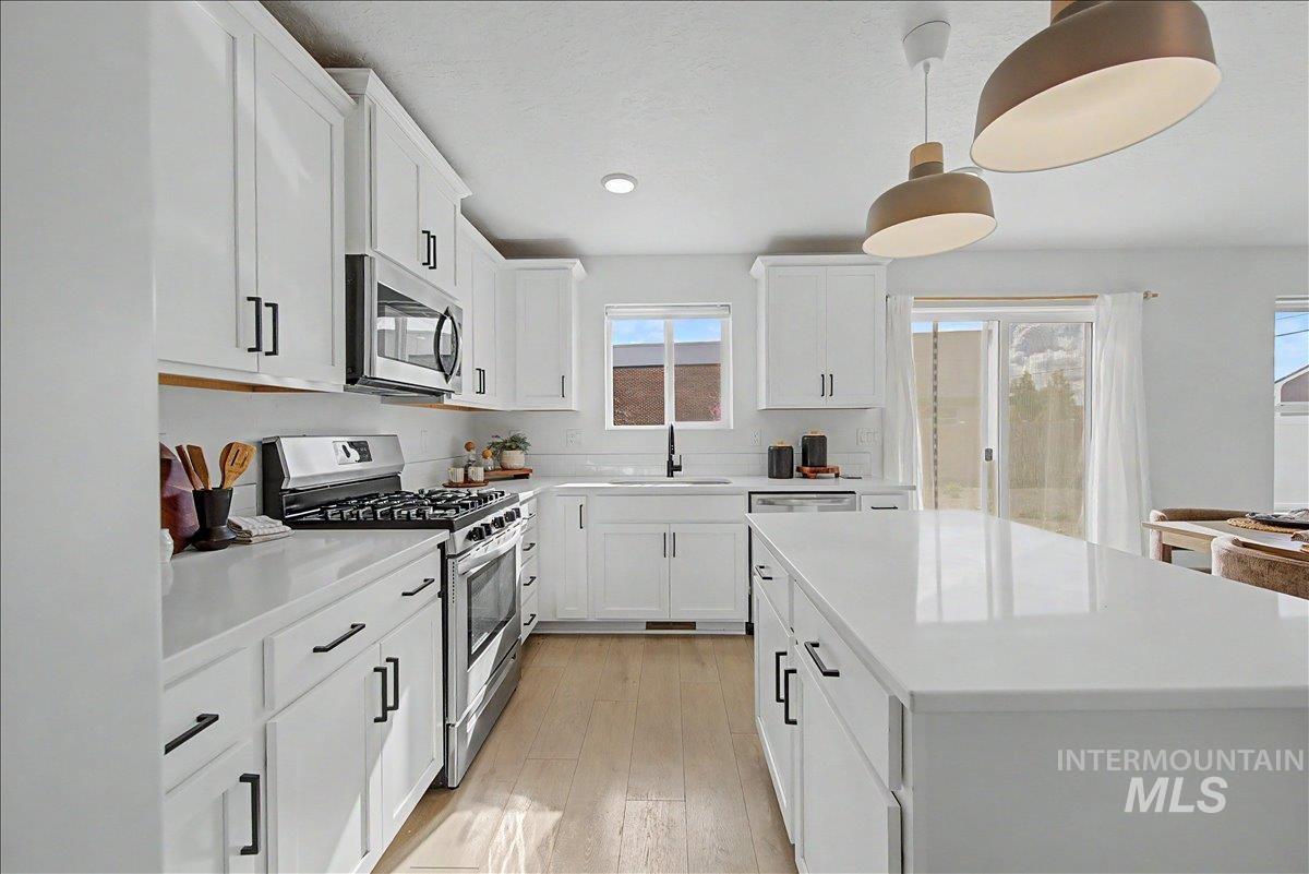 6166 S Carlburg Pl., Boise, Idaho 83709, 3 Bedrooms, 2.5 Bathrooms, Residential For Sale, Price $485,000, 98982588