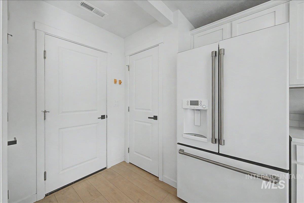 6166 S Carlburg Pl., Boise, Idaho 83709, 3 Bedrooms, 2.5 Bathrooms, Residential For Sale, Price $485,000, 98982588