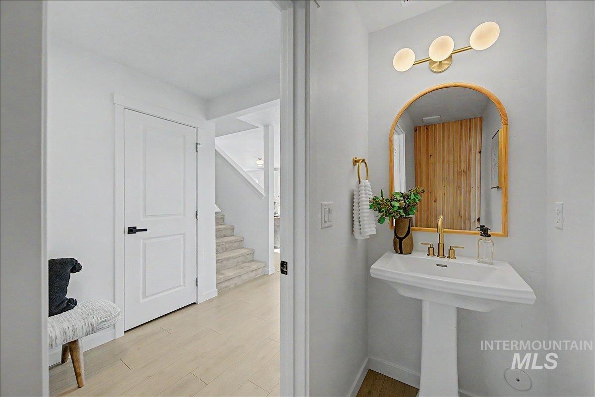 6166 S Carlburg Pl., Boise, Idaho 83709, 3 Bedrooms, 2.5 Bathrooms, Residential For Sale, Price $485,000, 98982588