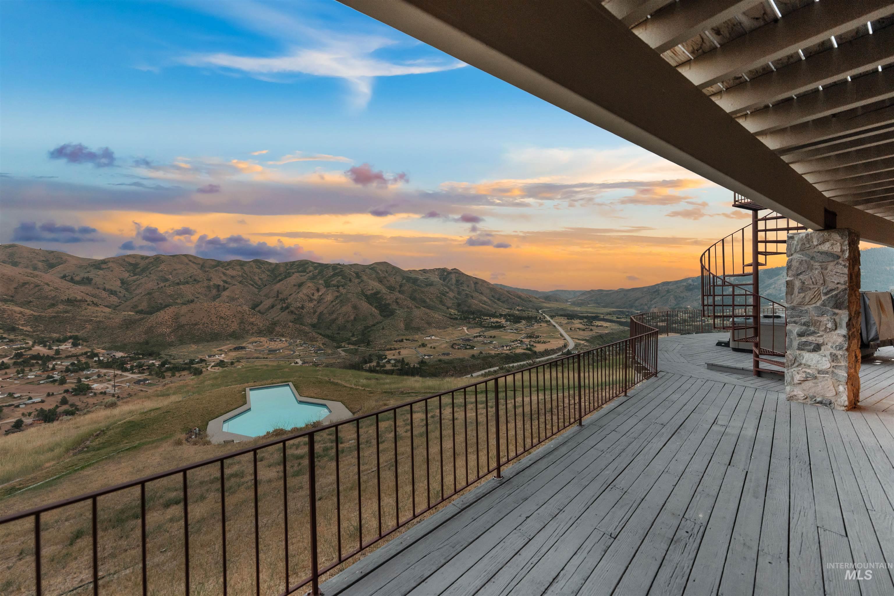 41 Whitehawk Way, Boise, Idaho 83716-3011, 5 Bedrooms, 4 Bathrooms, Residential For Sale, Price $1,599,000, 98982590