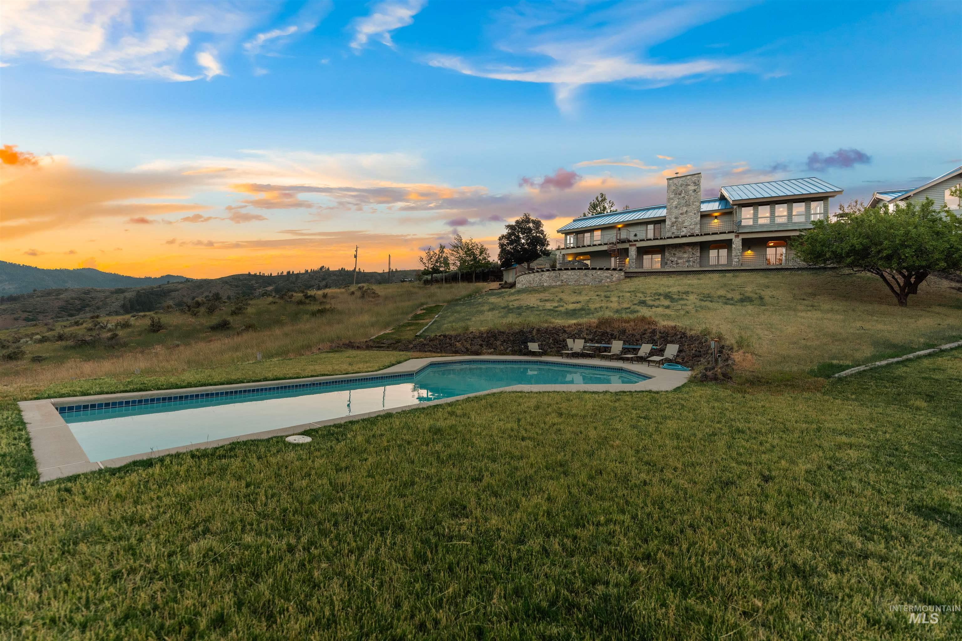 41 Whitehawk Way, Boise, Idaho 83716-3011, 5 Bedrooms, 4 Bathrooms, Residential For Sale, Price $1,599,000, 98982590
