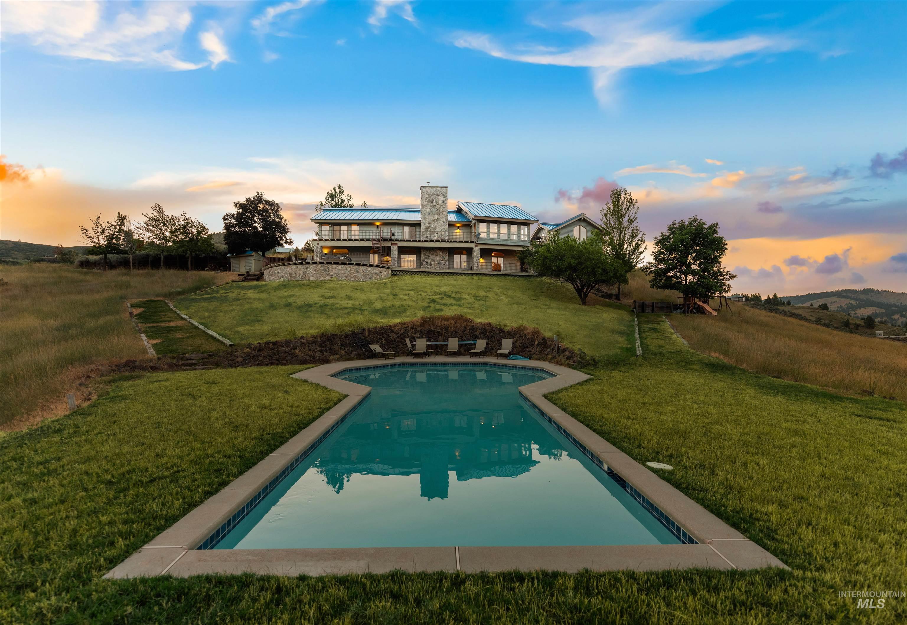 41 Whitehawk Way, Boise, Idaho 83716-3011, 5 Bedrooms, 4 Bathrooms, Residential For Sale, Price $1,599,000, 98982590