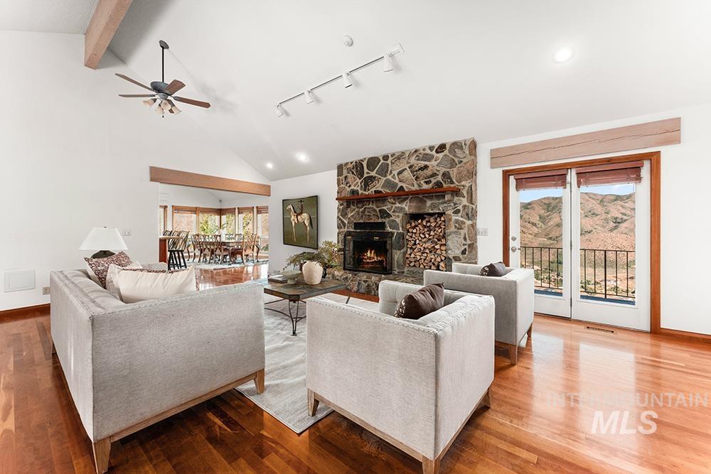 41 Whitehawk Way, Boise, Idaho 83716-3011, 5 Bedrooms, 4 Bathrooms, Residential For Sale, Price $1,599,000,MLS 98982590